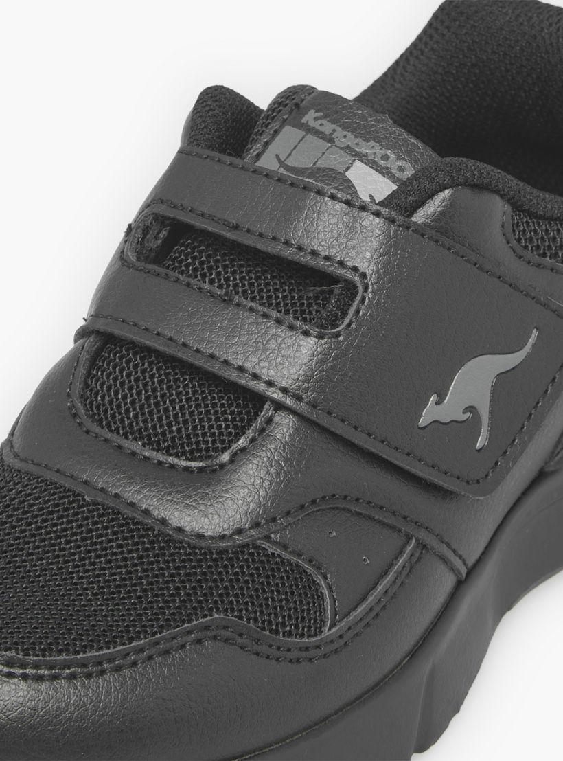 حذاء مدرسي بشريط إغلاق لاصق للأطفال من كانجاروز-boys-shoes-schoolshoes-image-7