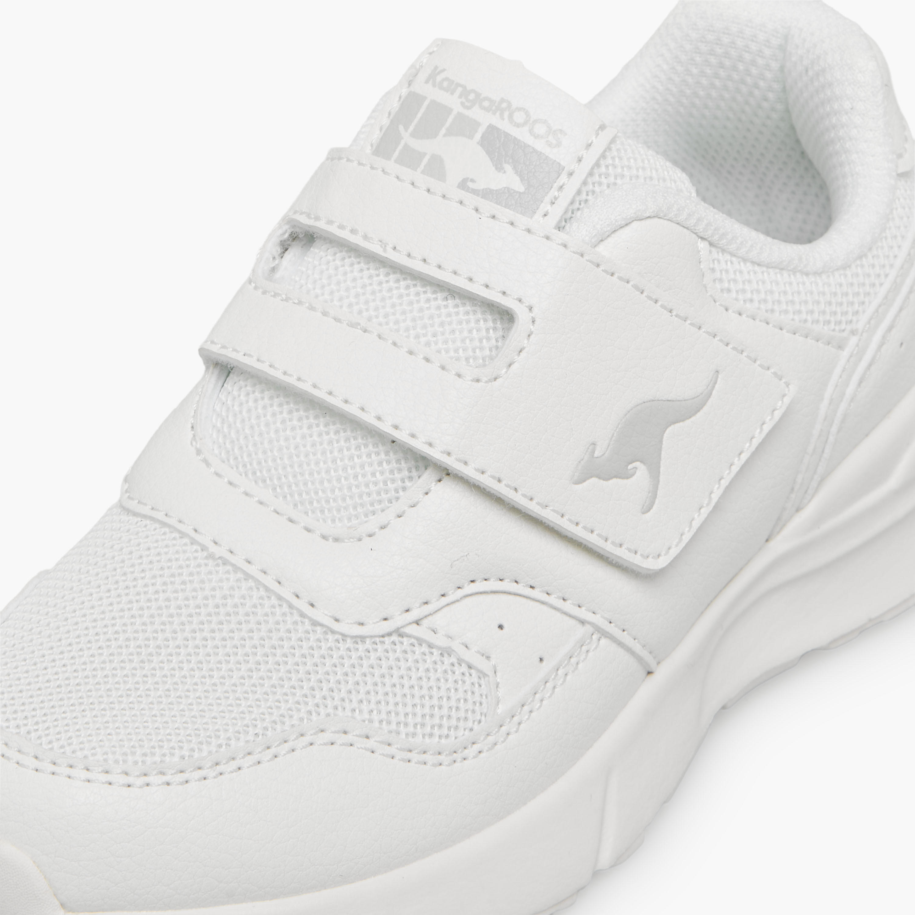 حذاء مدرسي بشريط إغلاق لاصق للأطفال من كانجاروز-boys-shoes-schoolshoes-image-7