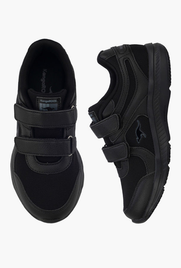 حذاء مدرسي بشريط إغلاق لاصق للأطفال من كانغاروز-boys-shoes-schoolshoes-image-1