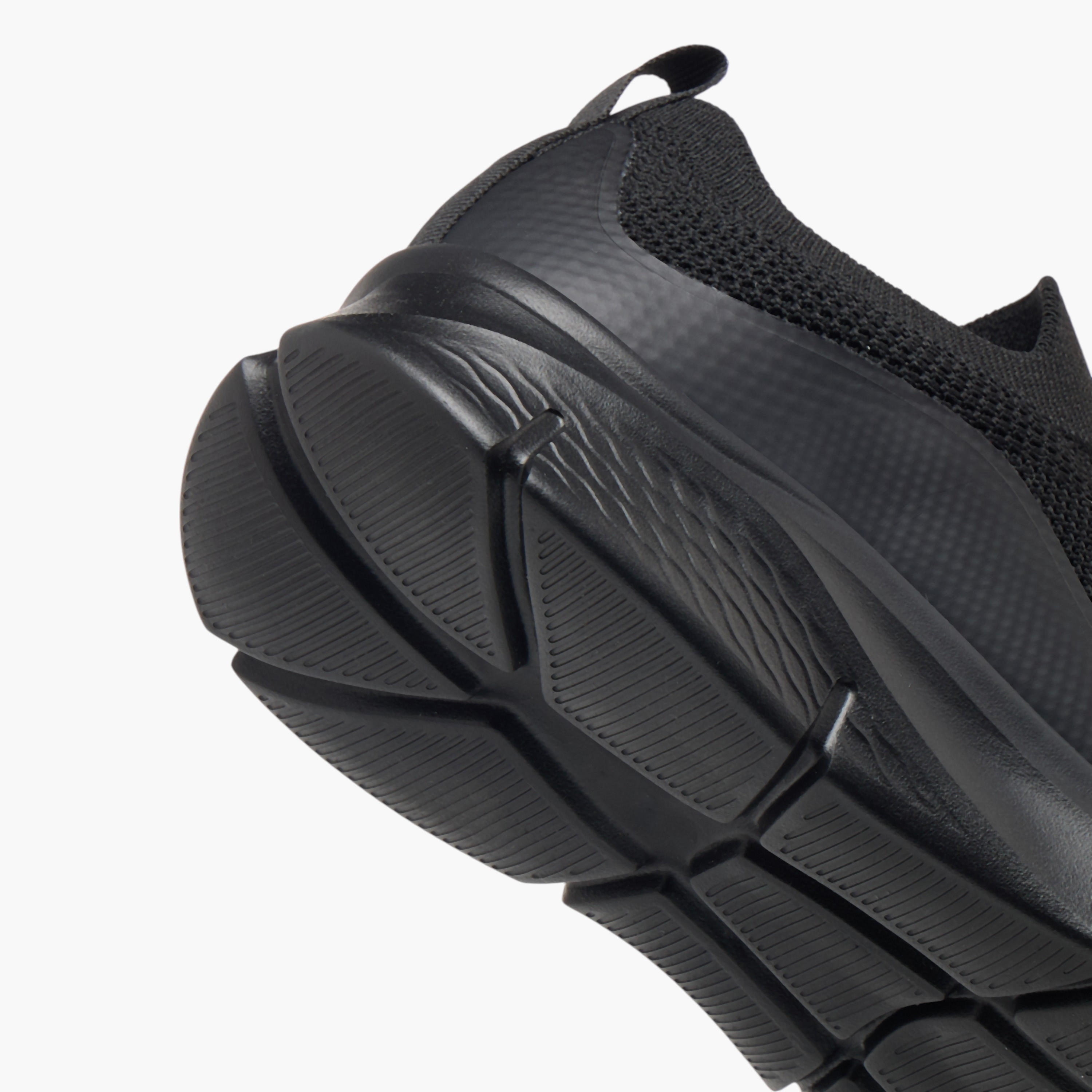 حذاء رياضي سهل الارتداء بشعار من داش-women-shoes-sports-image-7