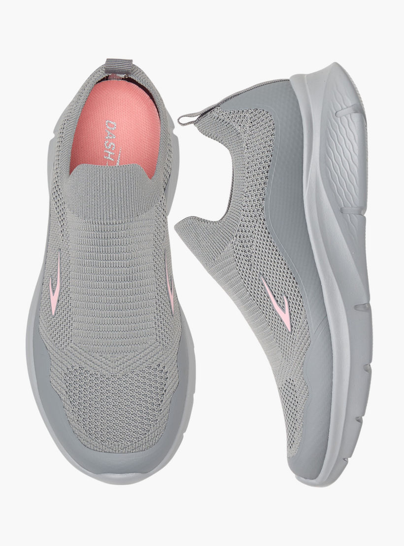 حذاء رياضي سهل الارتداء بشعار من داش-women-shoes-sports-image-1