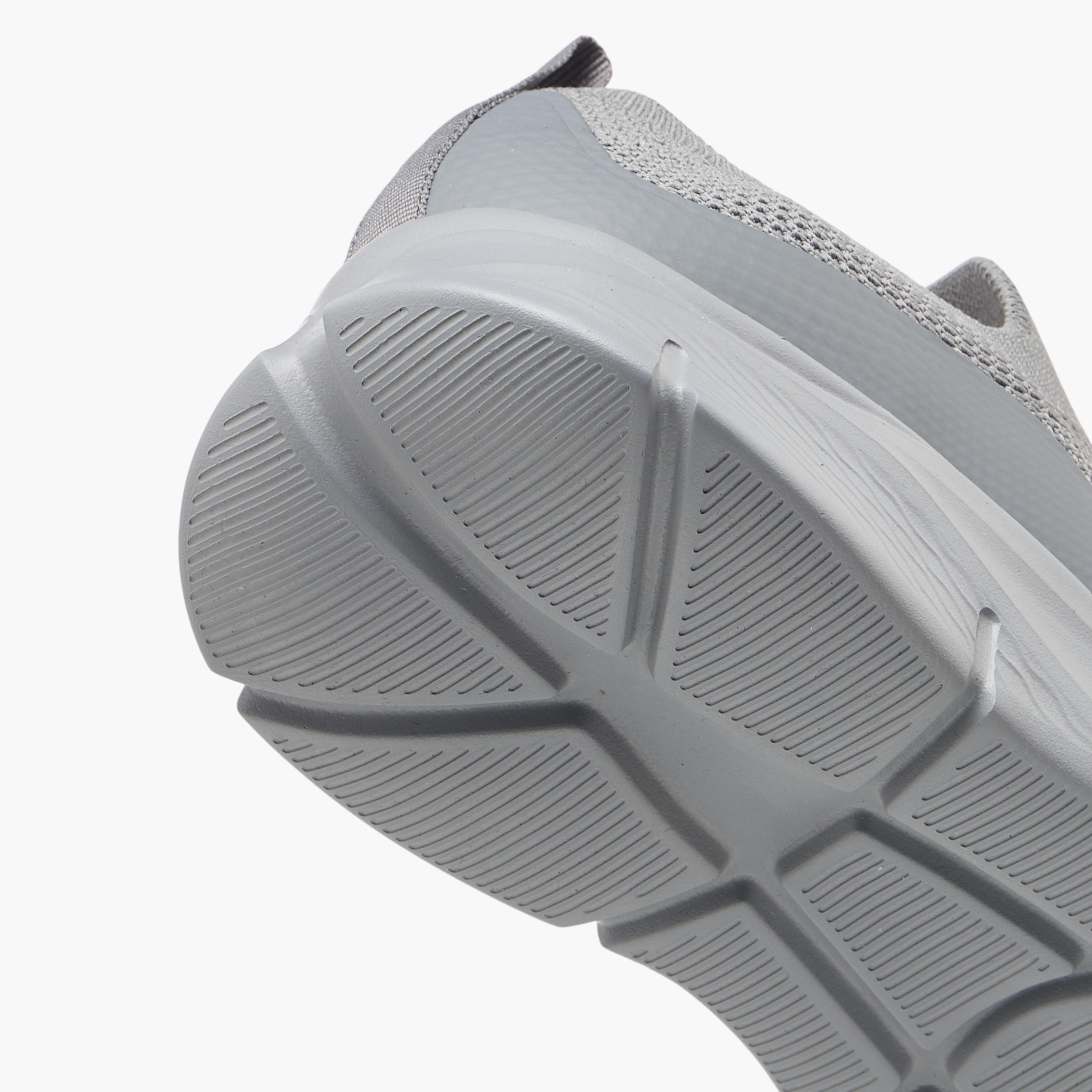 Dash Logo Detail Slip-On Sports Shoes-women-shoes-sports-image-7