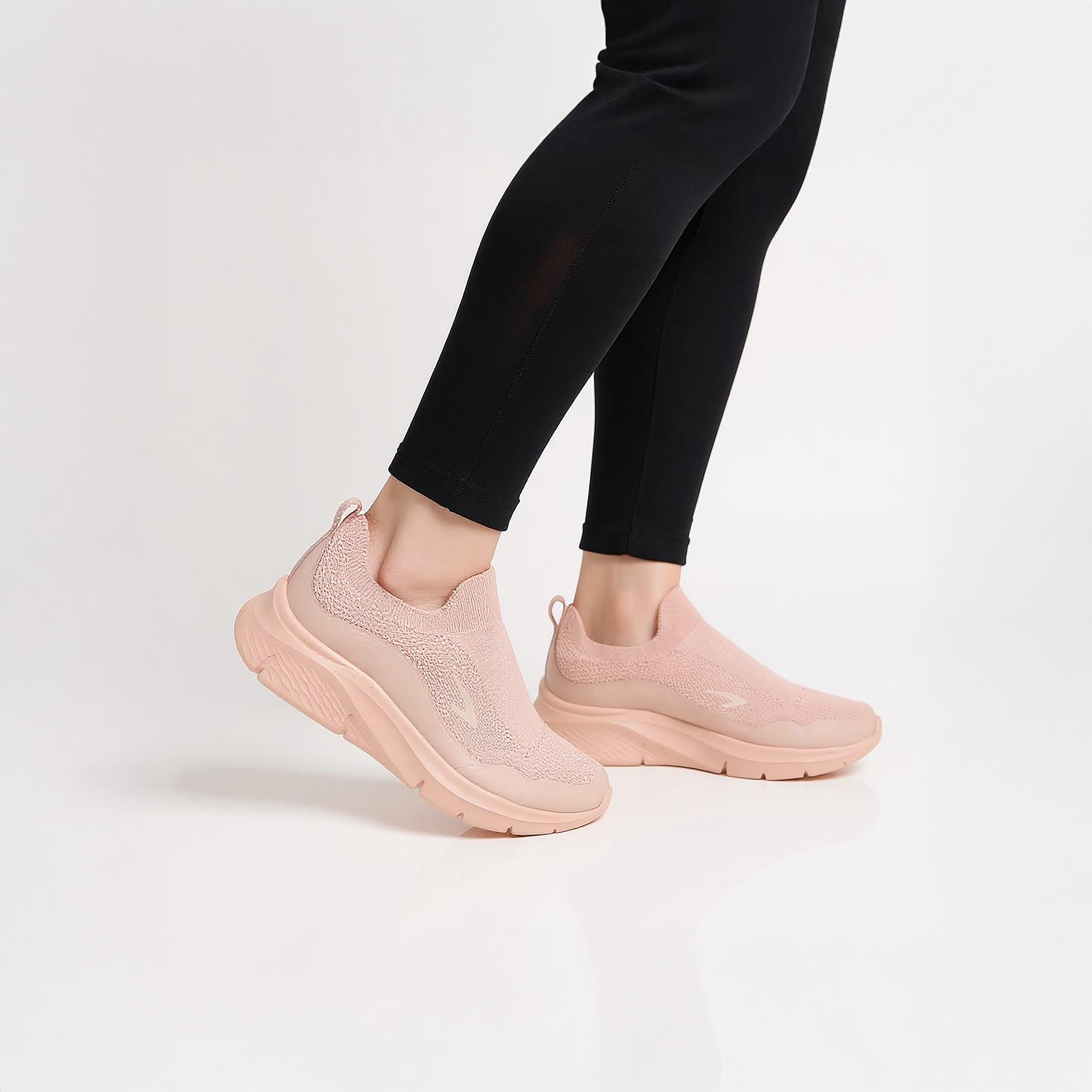 Dash Logo Detail Slip-On Sports Shoes-women-shoes-sports-image-3