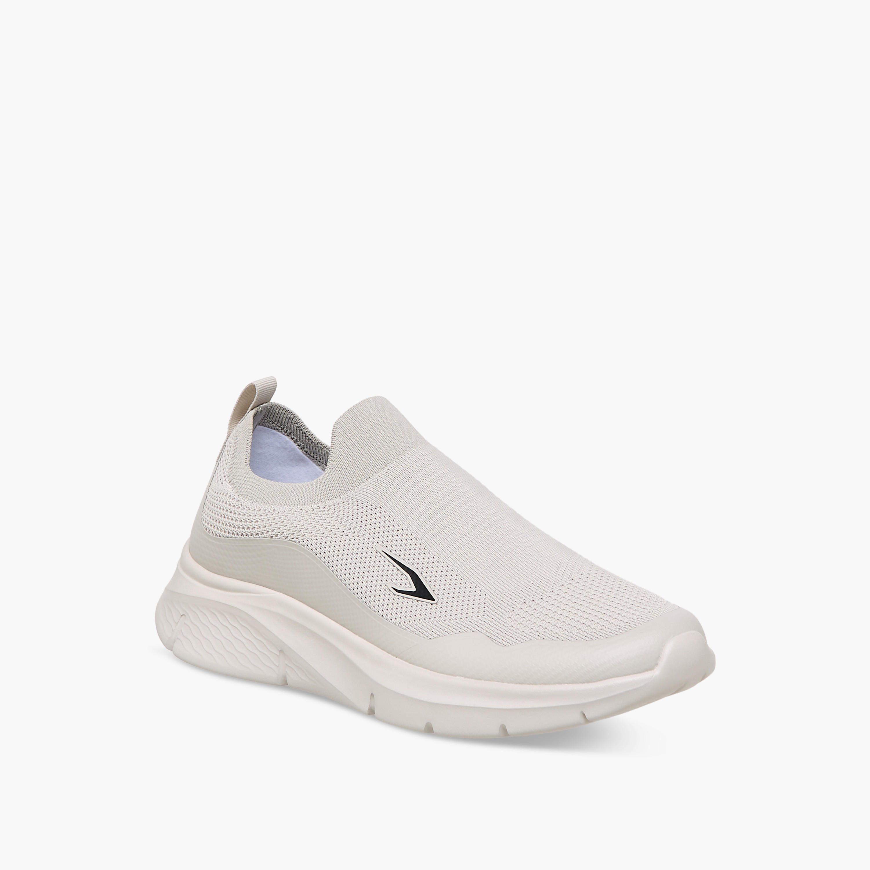 حذاء رياضي سهل الارتداء للرجال من داش-sports-men-shoes-image-2
