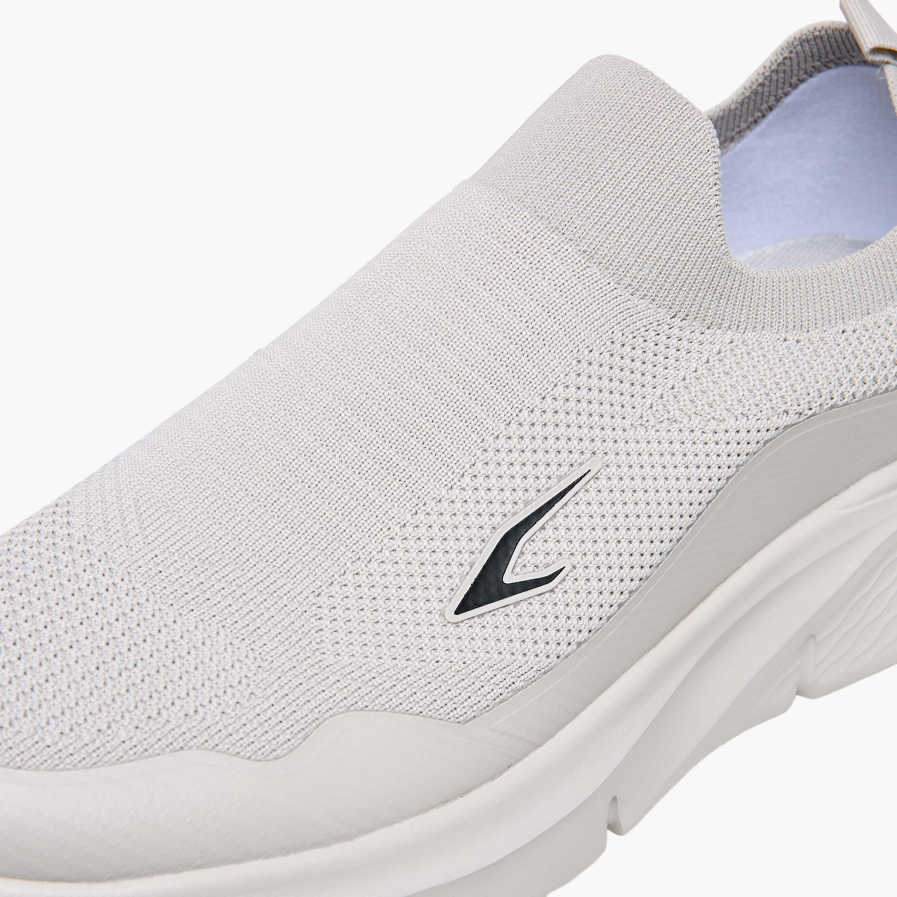 حذاء رياضي سهل الارتداء للرجال من داش-sports-men-shoes-image-4