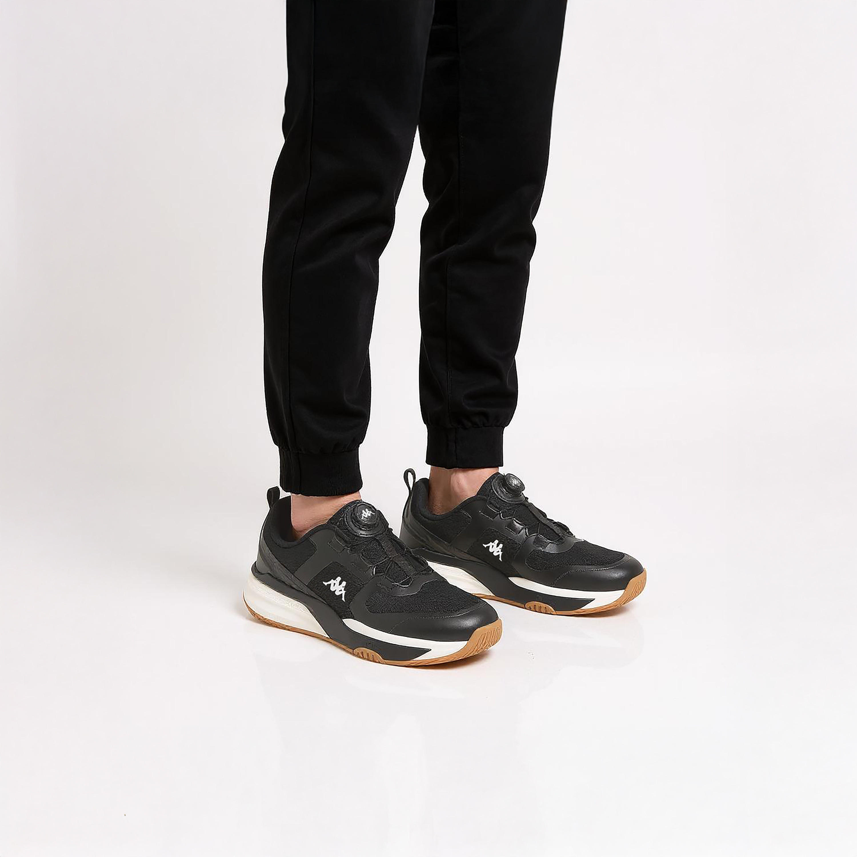 حذاء رياضي بادل بإبزيم إغلاق دوّار وتفاصيل الشعار للرجال من كابا-men-shoes-sports-image-3