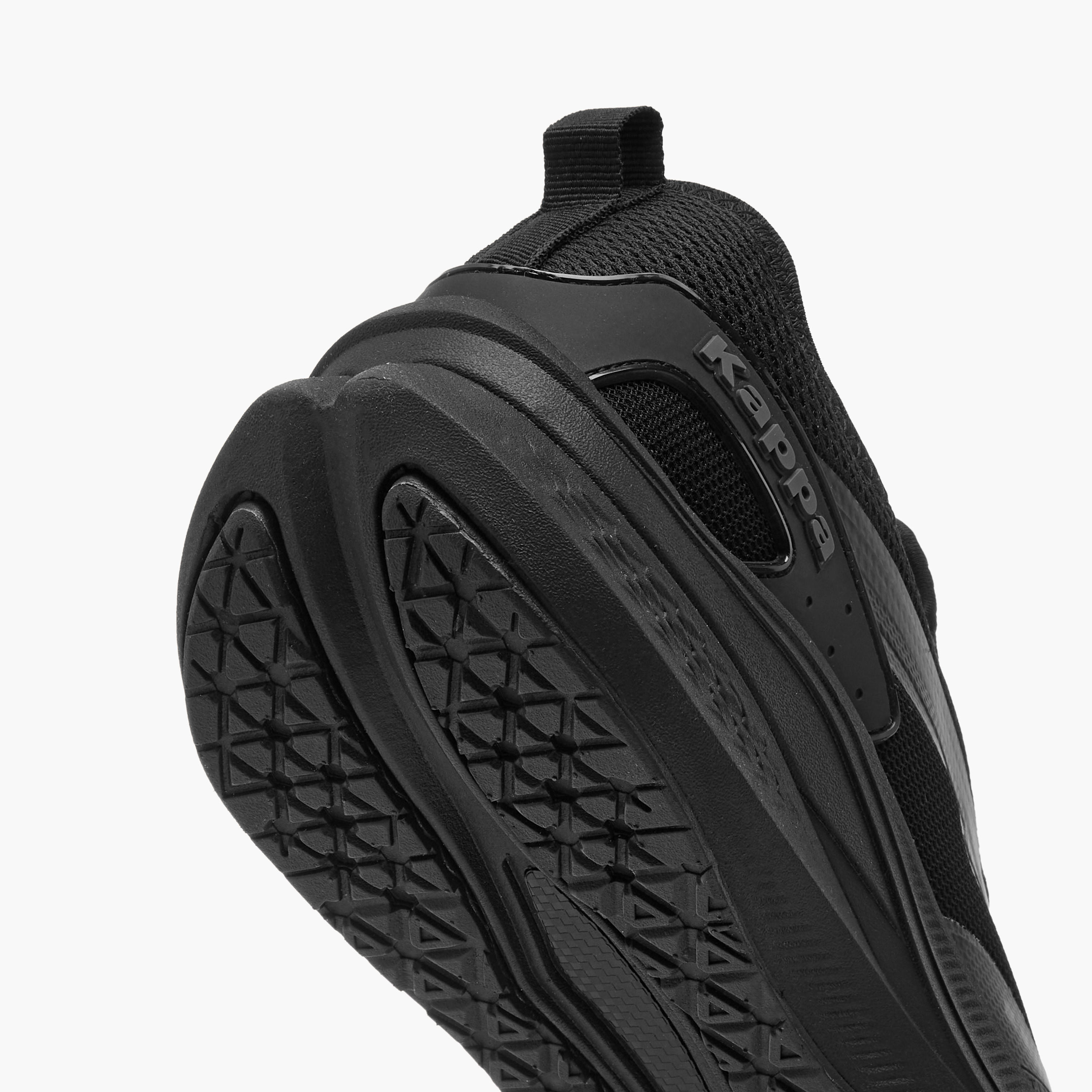 حذاء رياضي سهل الارتداء بلسان سحب وطبعات شعار من كابا-sports-men-shoes-image-7