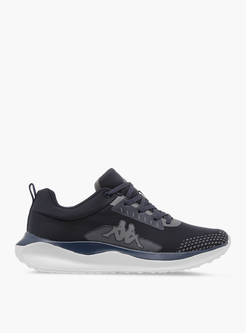 حذاء رياضي بشعار ورباط إغلاق للرجال من كابا-sports-men-shoes-image-4