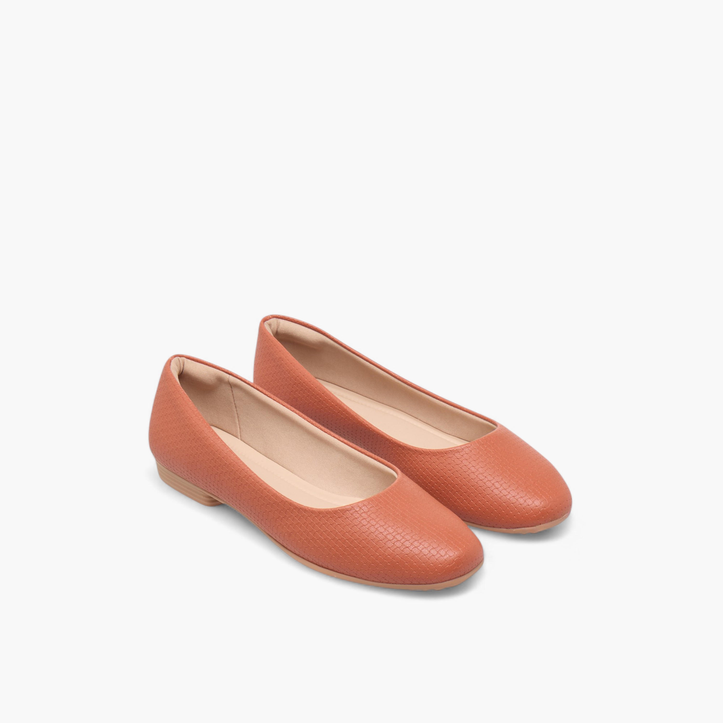 حذاء باليرينا بارز الملمس سهل الارتداء من بيكاديللي-women-shoes-ballerinas-image-1