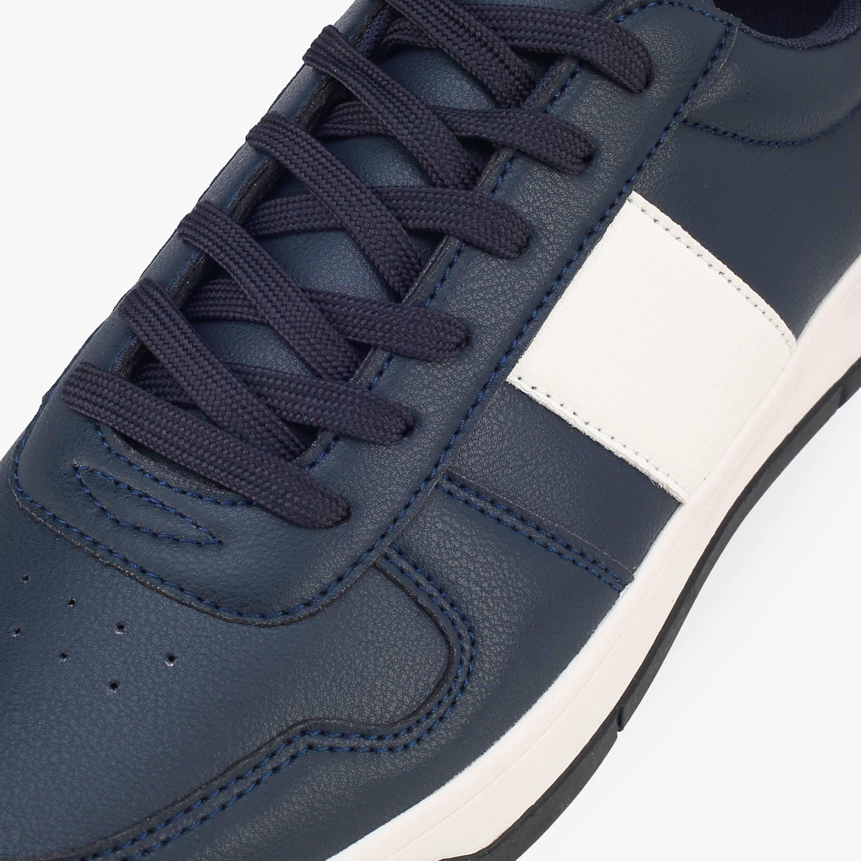 حذاء سنيكرز طول الكاحل برباط إغلاق للرجال من أل بي أل من شو إكسبريس-men-shoes-sneakers-image-9