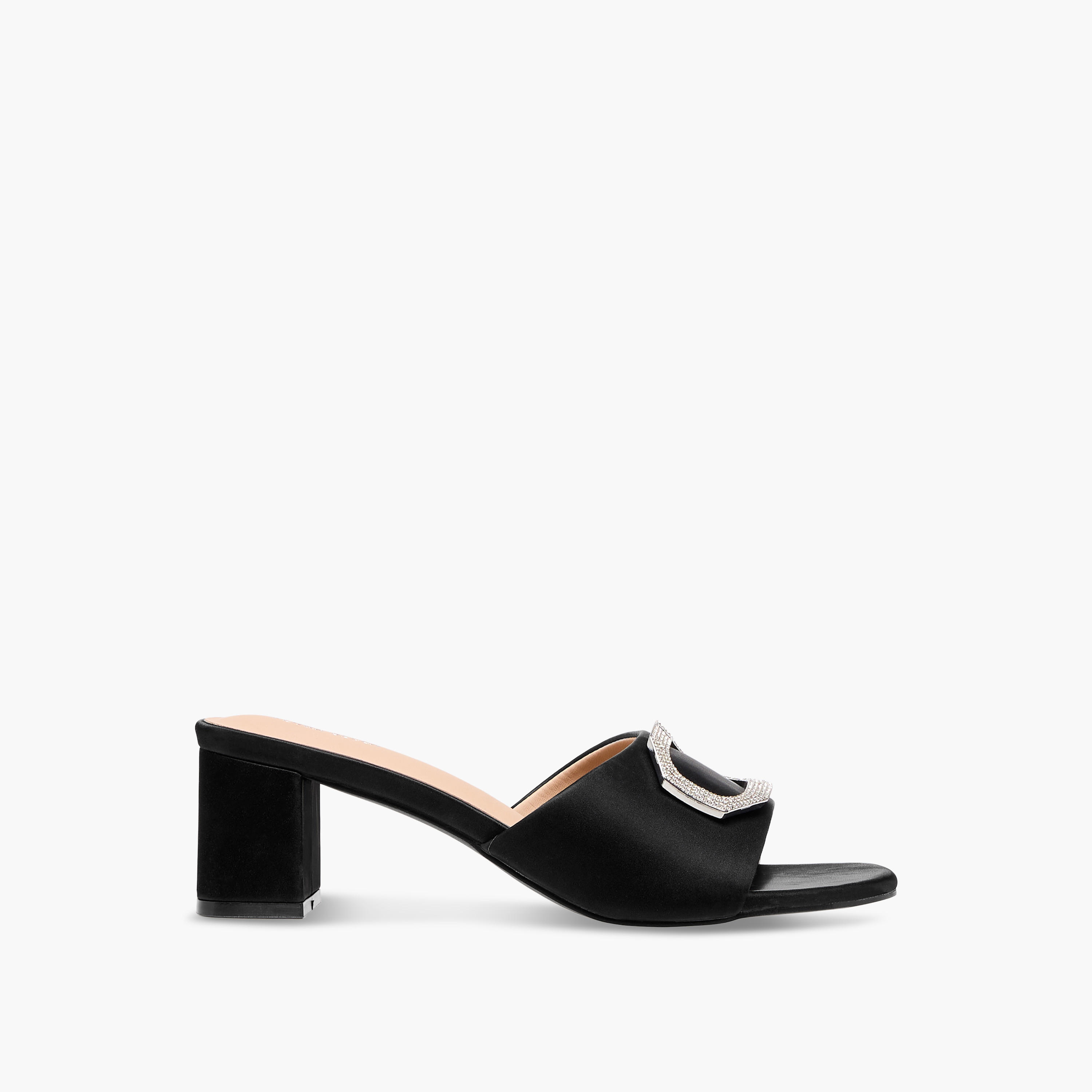 صندل مزين سهل الارتداء وبكعب سميك من فلورا بيلا-women-shoes-sandals-heeled-image-3