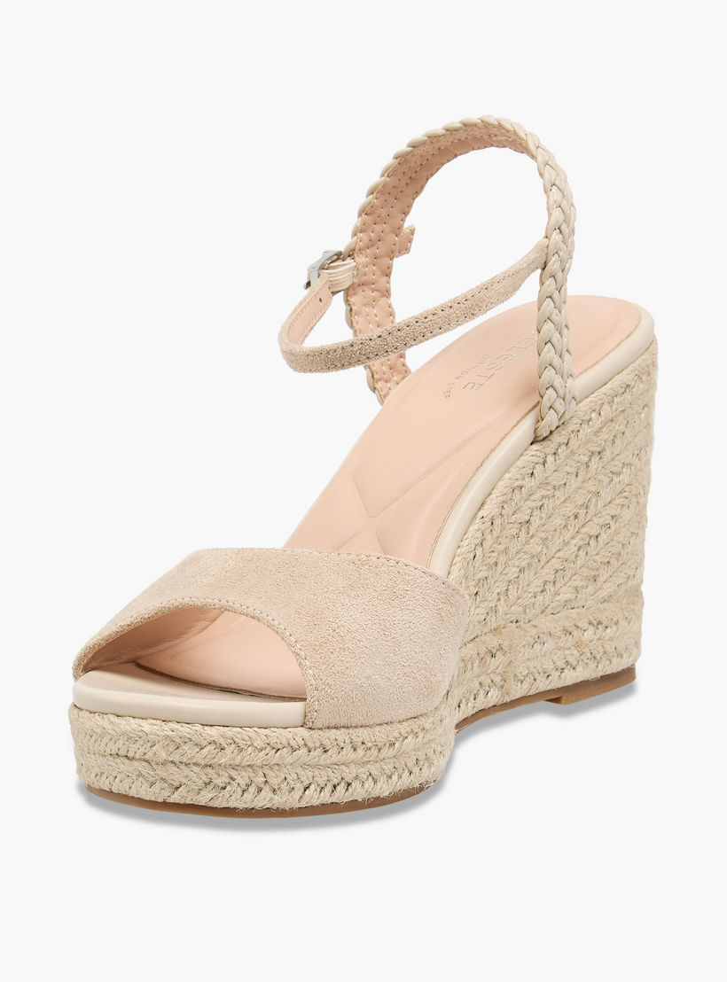 صندل بكعب ويدج للنساء من سيليست-women-shoes-sandals-heeled-image-4