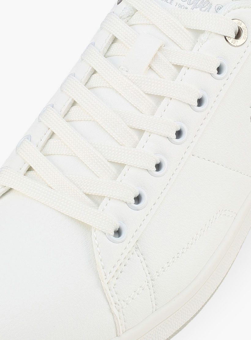 حذاء سنيكرز بطول الكاحل ورباط إغلاق للنساء من لي كوبر-women-shoes-sneakers-image-4