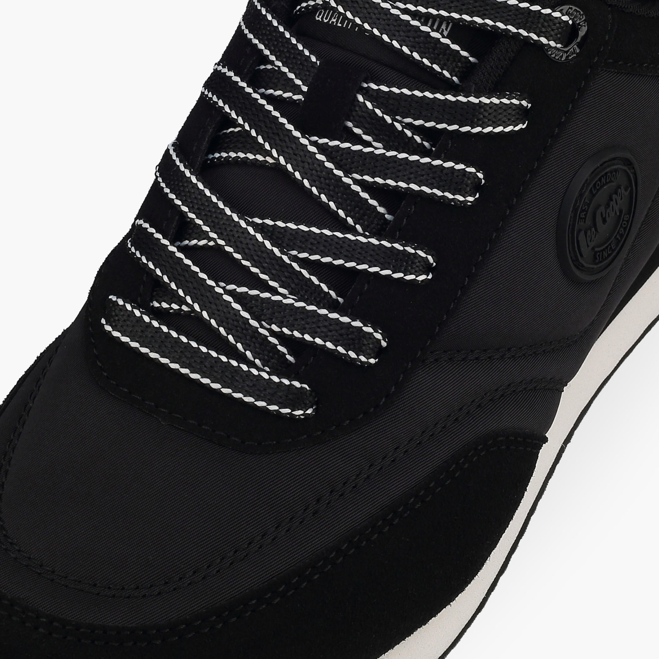 حذاء سنيكرز برقبة كاحل برباط للنساء من لي كوبر-women-shoes-sneakers-image-4