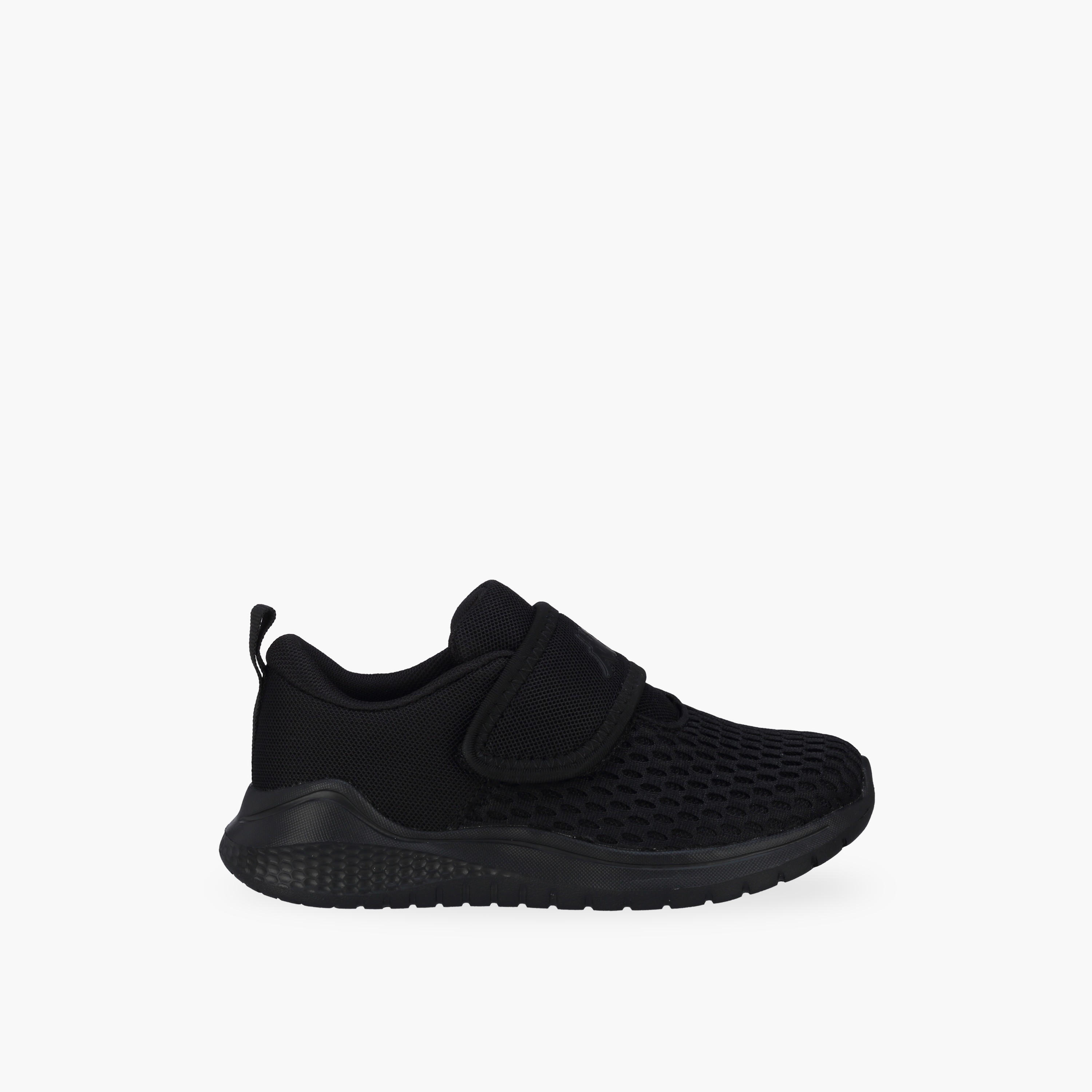 حذاء رياضي بشريط إغلاق لاصق للأولاد من كابا-boys-shoes-sneakers-image-3
