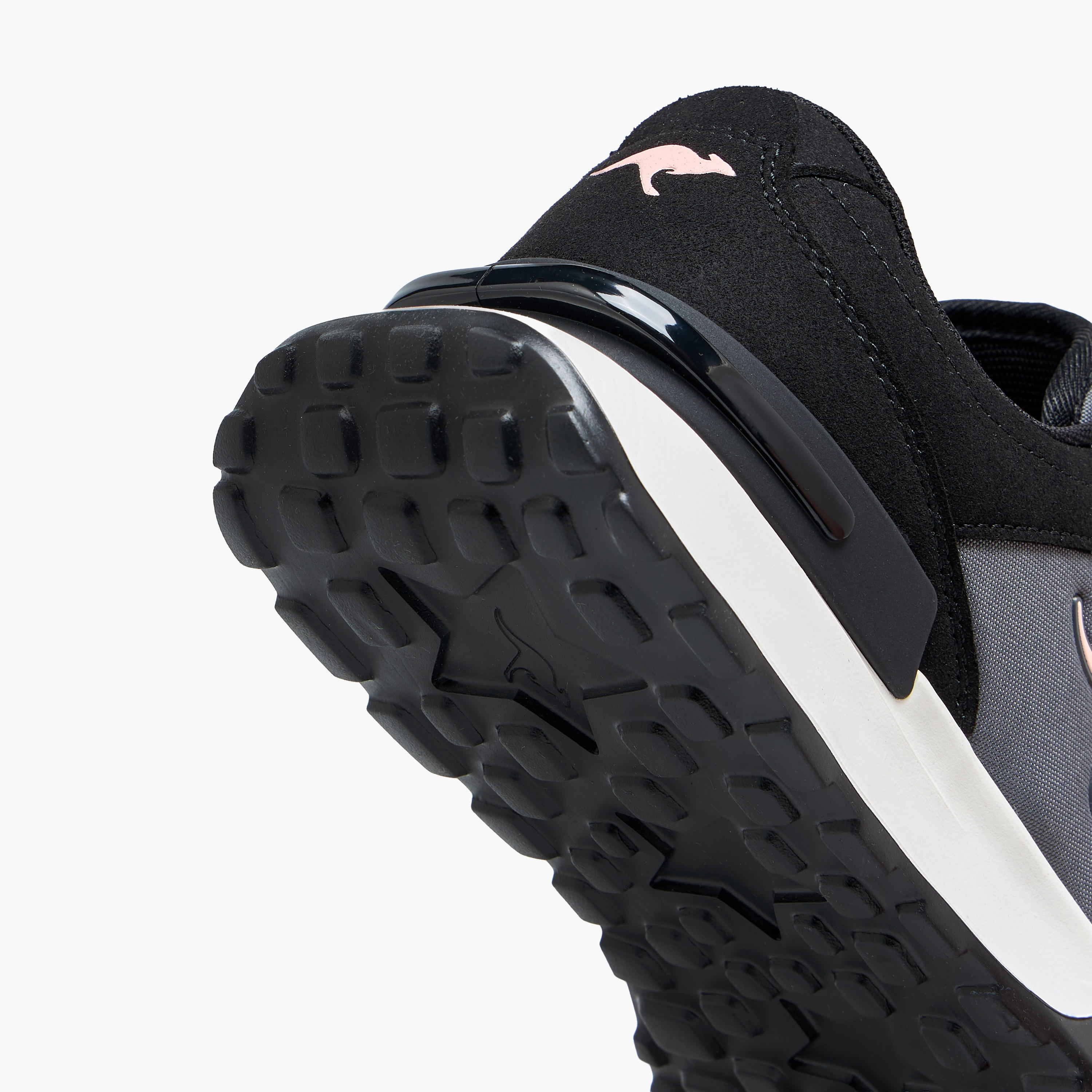 حذاء رياضي نسائي برباط من كانغاروز-women-shoes-sports-image-8