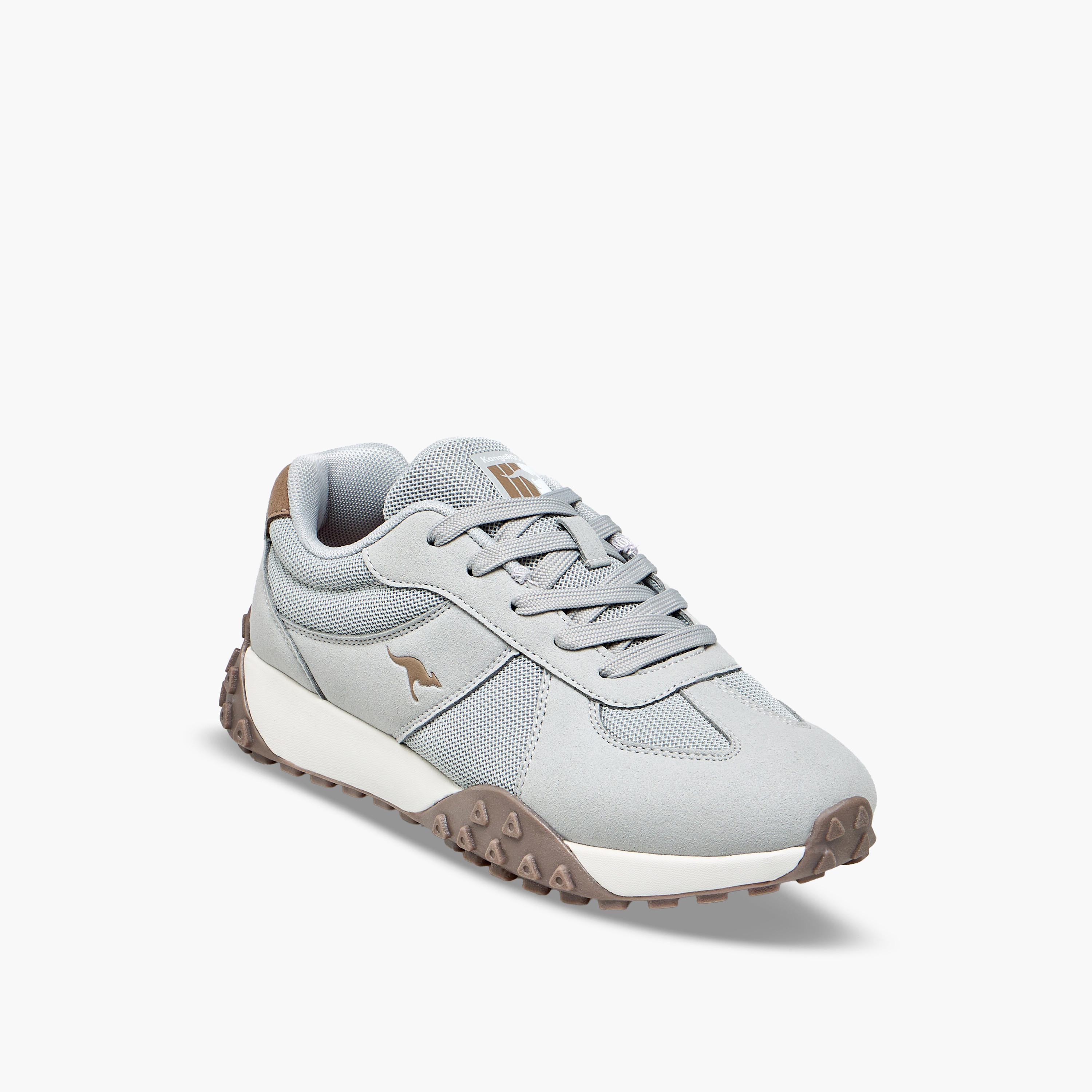 حذاء رياضي نسائي برباط من كانغاروز-women-shoes-sports-image-2