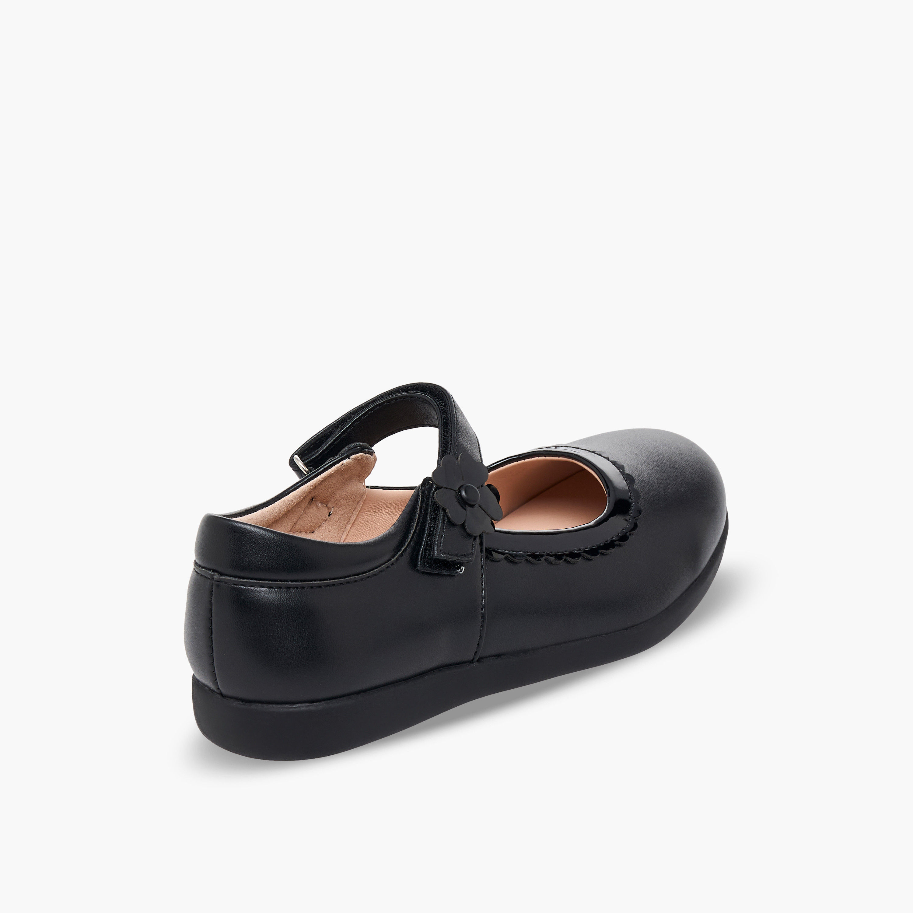حذاء مدرسية للبنات بشريط إغلاق لاصق وتفاصيل زهرية من فلورا بيلا-girls-shoes-maryjanes-image-6