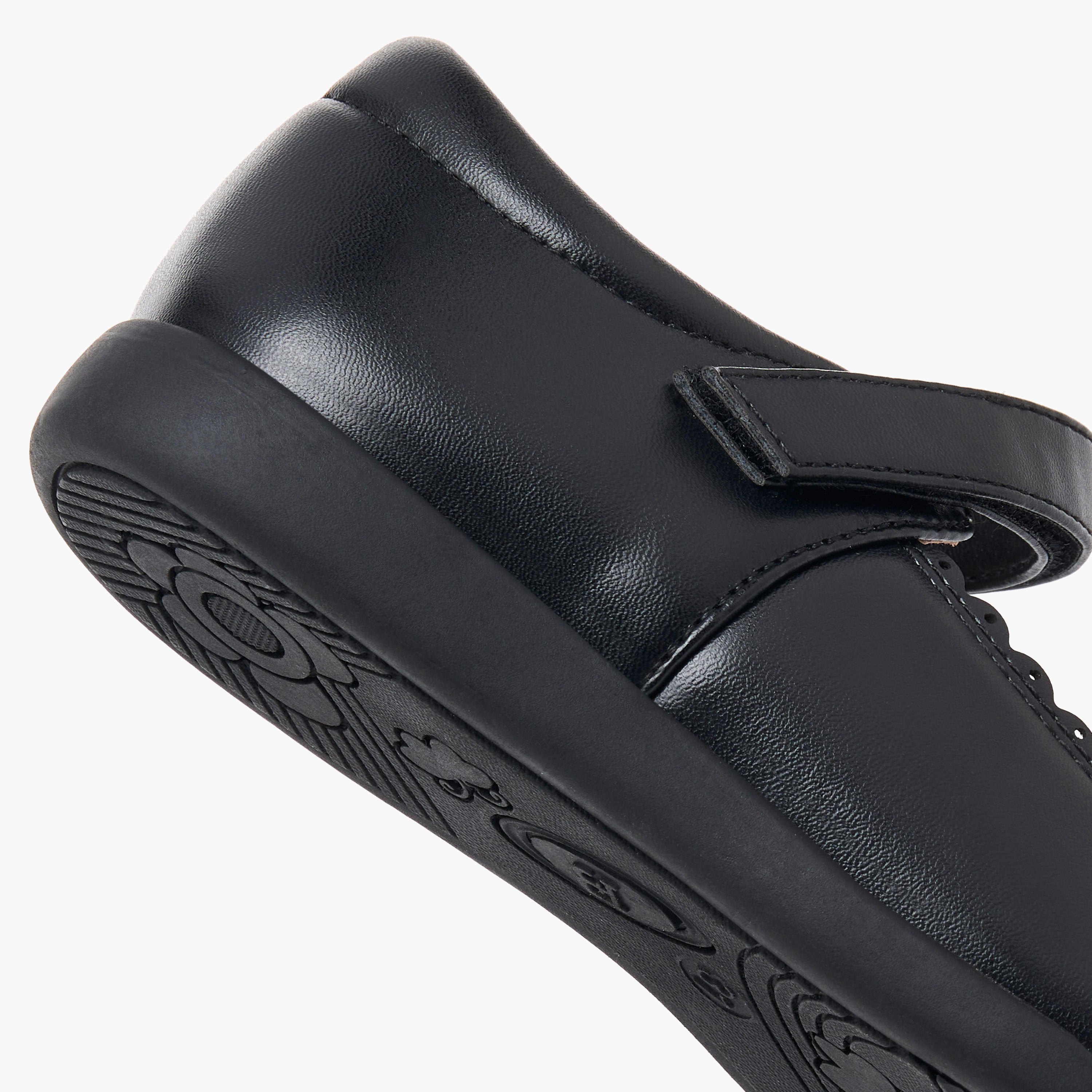حذاء مدرسي بتفاصيل حواف متموجة وشريط إغلاق لاصق للبنات من فلورا بيلا-girls-shoes-maryjanes-image-10