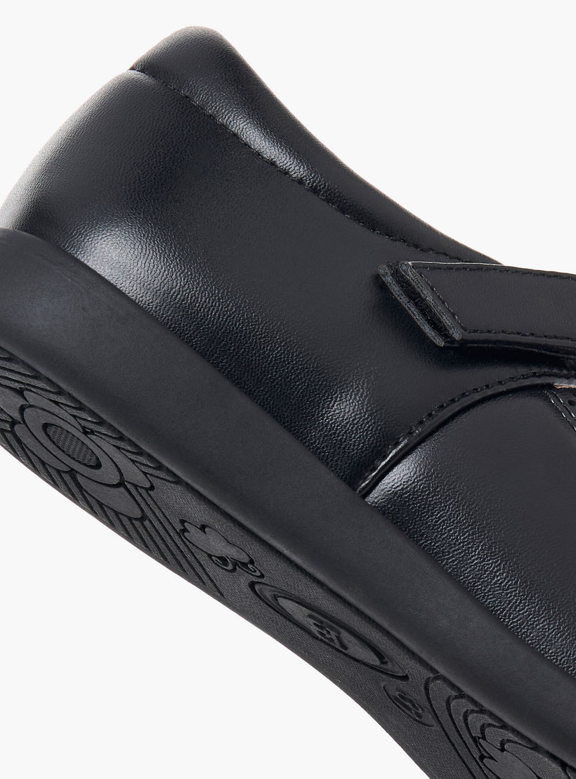 حذاء مدرسي بتفاصيل حواف متموجة وشريط إغلاق لاصق للبنات من فلورا بيلا-girls-shoes-maryjanes-image-10