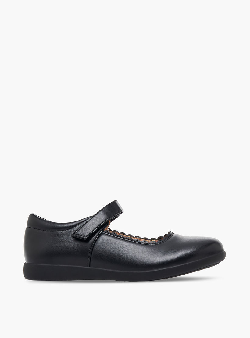 حذاء مدرسي بتفاصيل حواف متموجة وشريط إغلاق لاصق للبنات من فلورا بيلا-girls-shoes-maryjanes-image-3