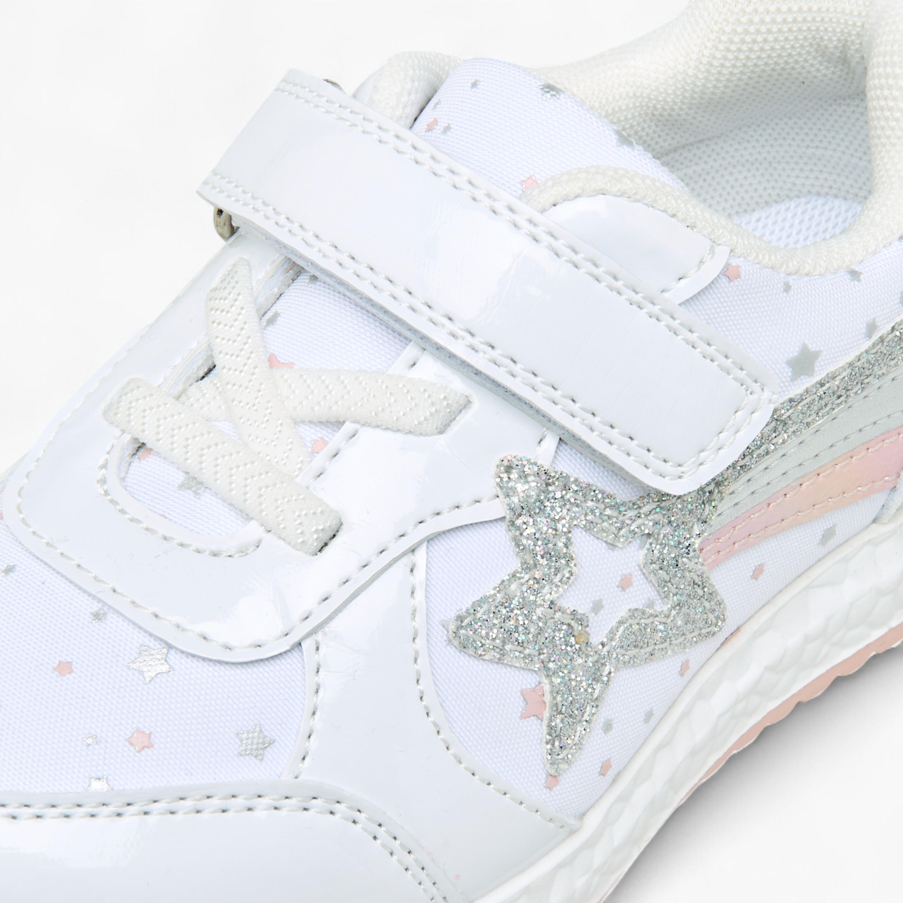 حذاء سنيكرز بزينة وشريط إغلاق لاصق من فلورا بيلا-girls-shoes-sneakers-image-4