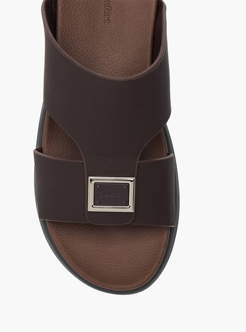 صندل مريح سهل الارتداء بزينة معدنية من لو كونفورت-men-shoes-sandals-image-3