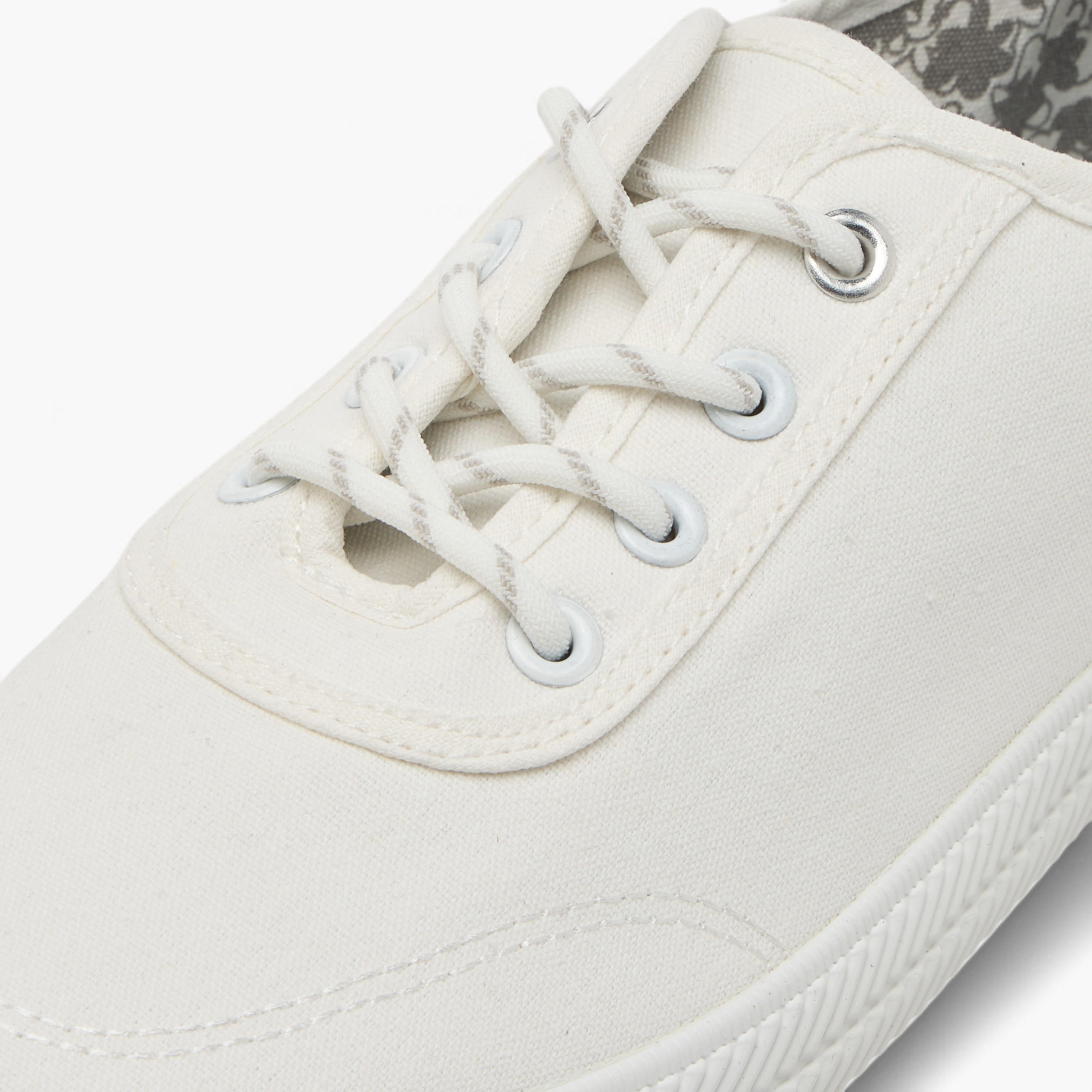 KangaROOS Women's Logo Detail Sneakers with Lace-Up Closure-women-shoes-sneakers-image-4