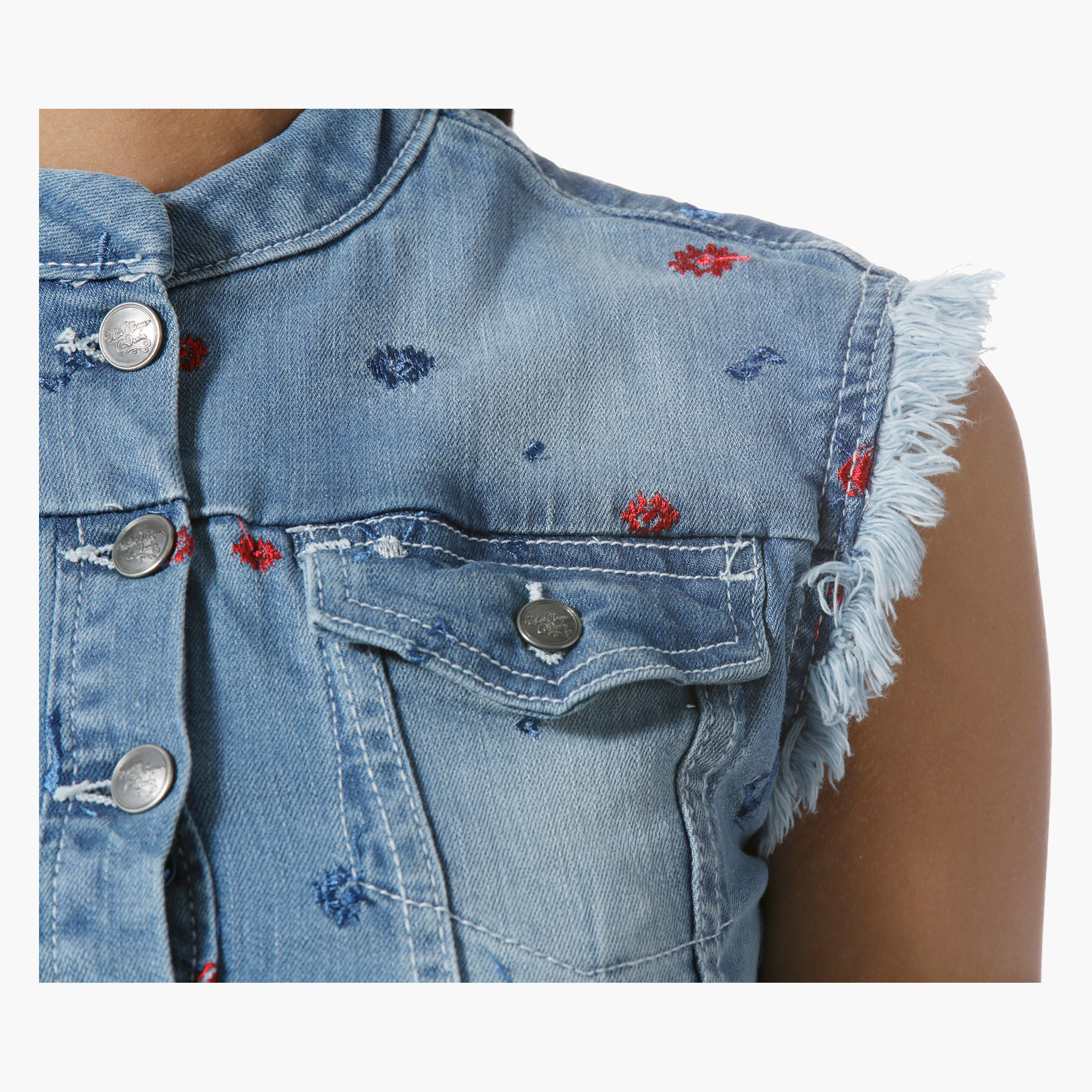 Lee Cooper Cropped Denim Jacket with Embroidery in Regular Fit-women-winterwear-coatsandjackets-jackets-image-9