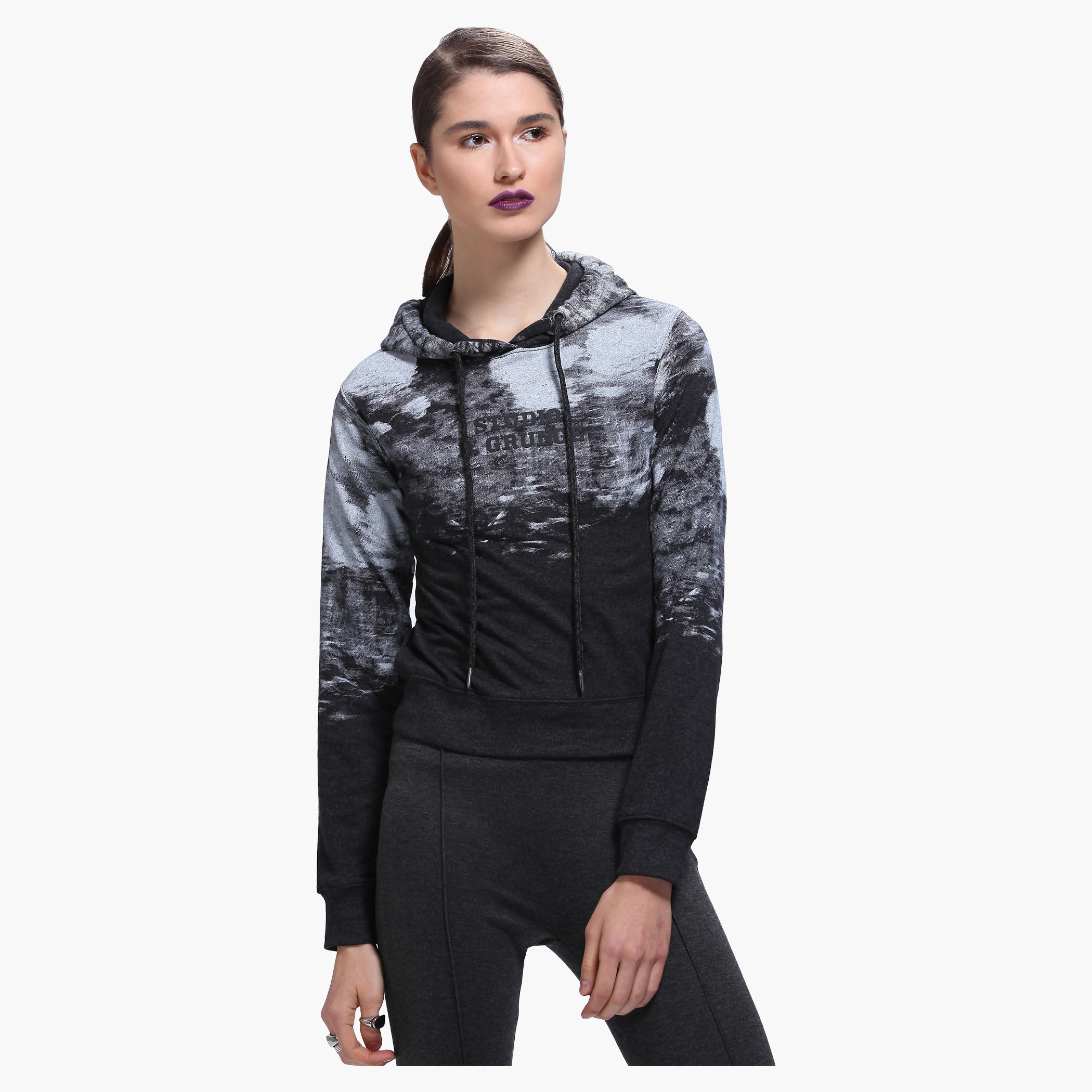 Lee Cooper Printed Sweatshirt with Hoodie and Long Sleeves-women-winterwear-hoodiesandsweatshirts-sweatshirts-image-1