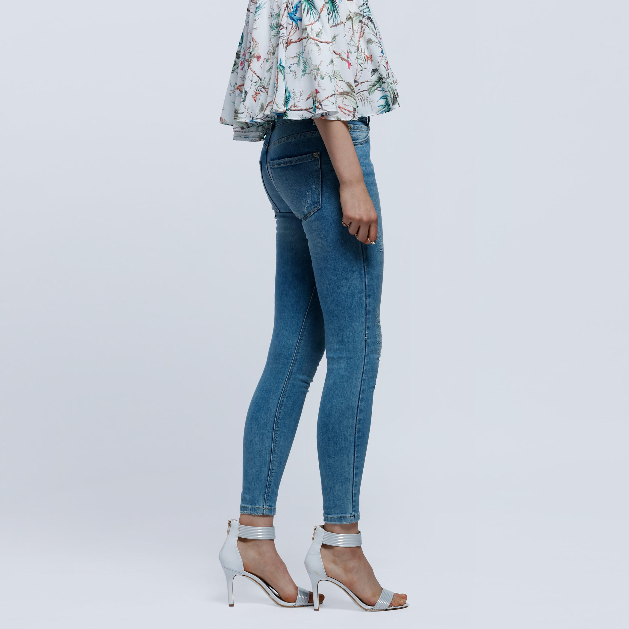 High Waist Jeans with Stone Wash and Distressed Pattern-women-clothing-bottoms-jeans-image-3