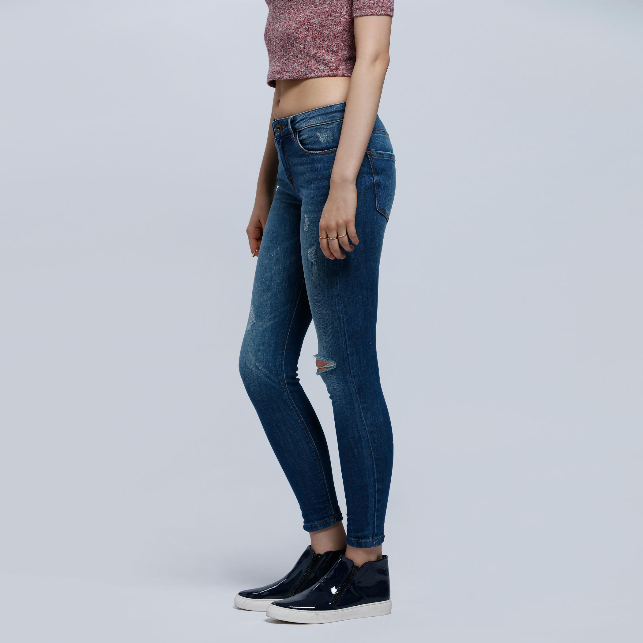 High Waist Jeans with Stone Wash and Distressed Pattern-women-clothing-bottoms-jeans-image-3
