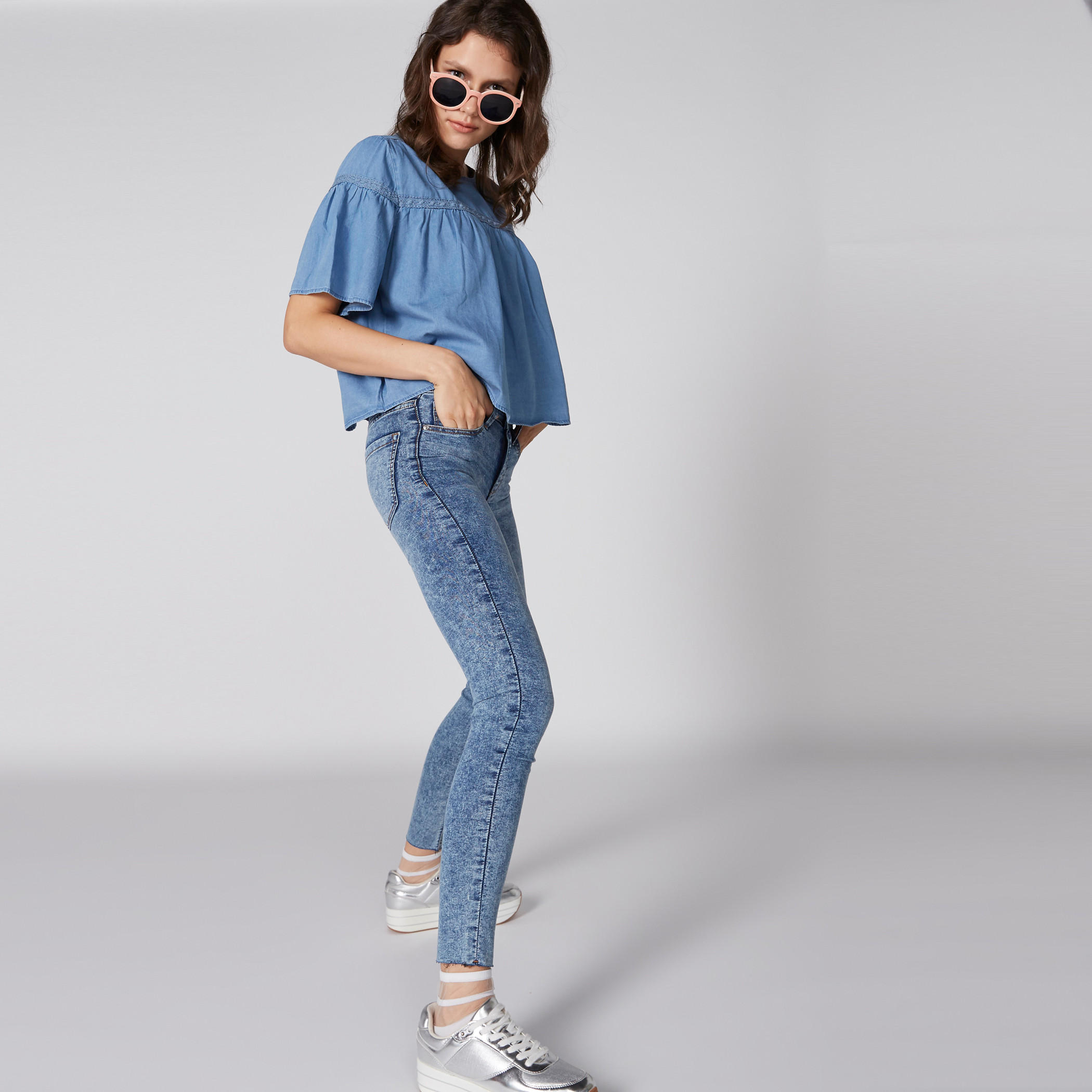 بنطال جينز طويل بسحاب وجيوب-women-clothing-bottoms-jeans-image-4