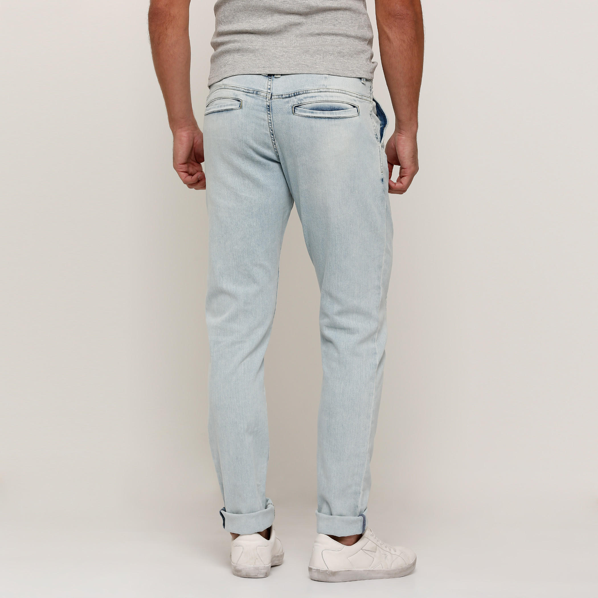 بنطال جينز طويل بتصميم ممزق بجيوب من لي كوبر-men-clothing-bottoms-jeans-image-2