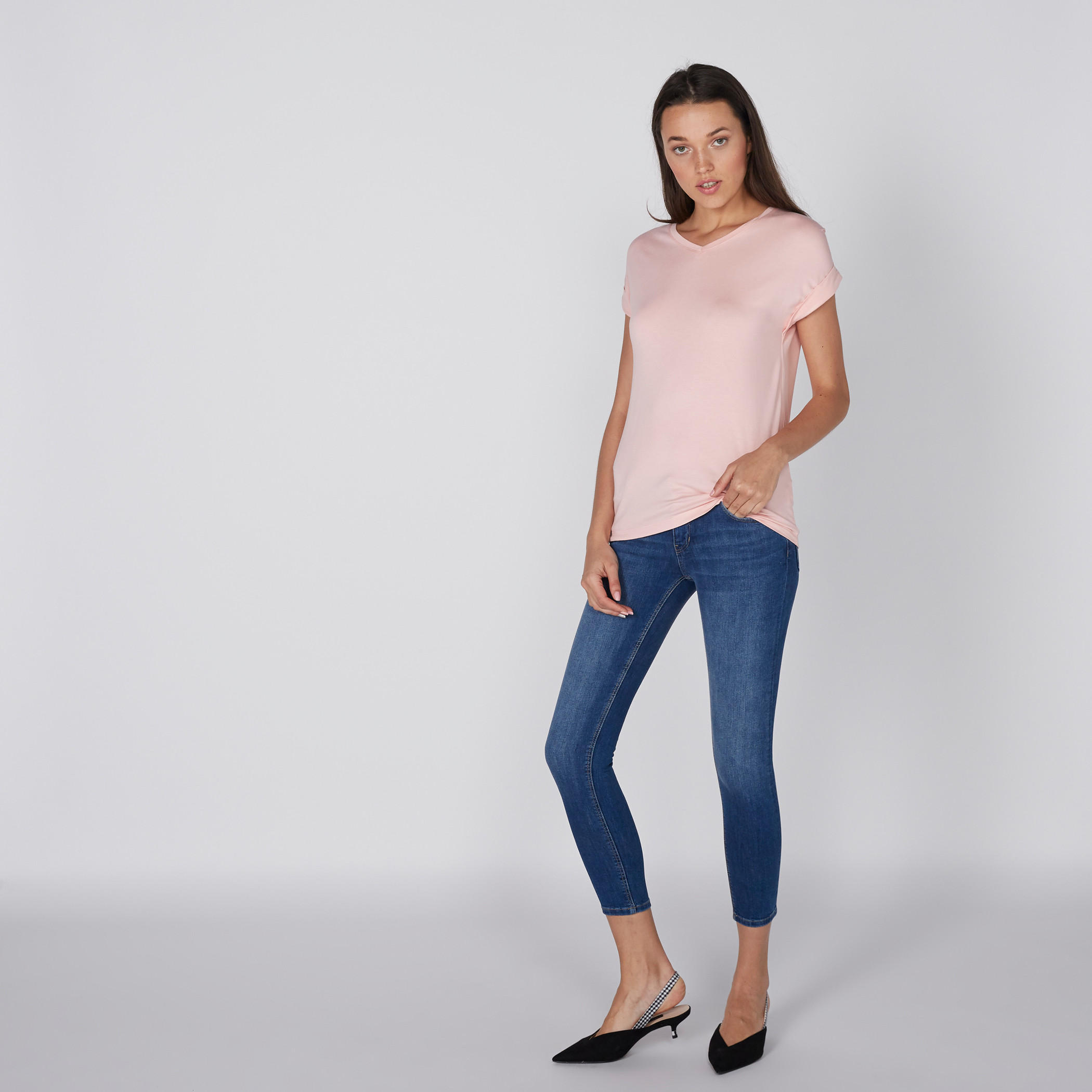 بنطال جينز قصير بجيوب من لي كوبر-women-clothing-bottoms-jeans-image-2