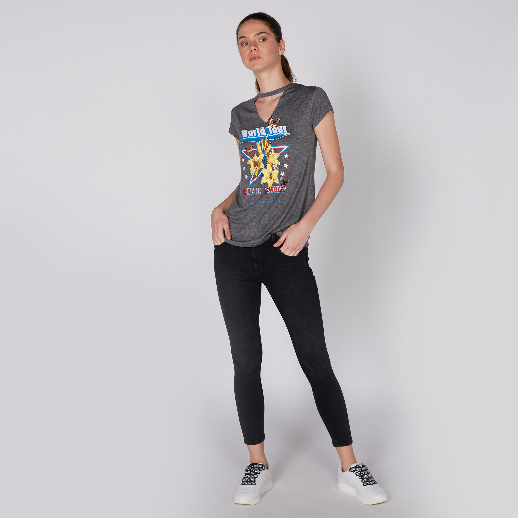 بنطال جينز قصير بزر إغلاق وجيوب من لي كوبر-women-clothing-bottoms-jeans-image-1