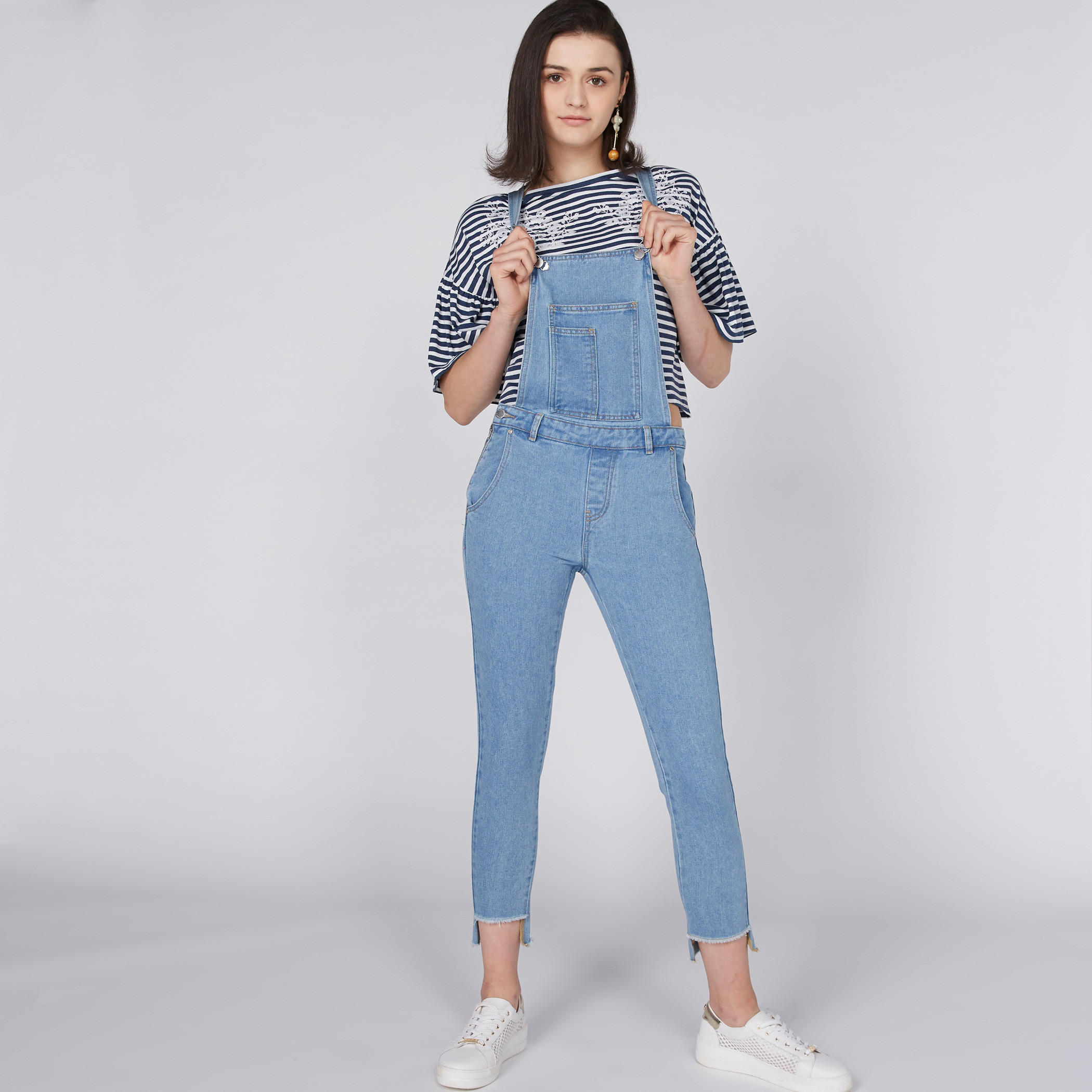 دنغري من الدينم بجيوب من لي كوبر-women-clothing-jumpsuits-image-2