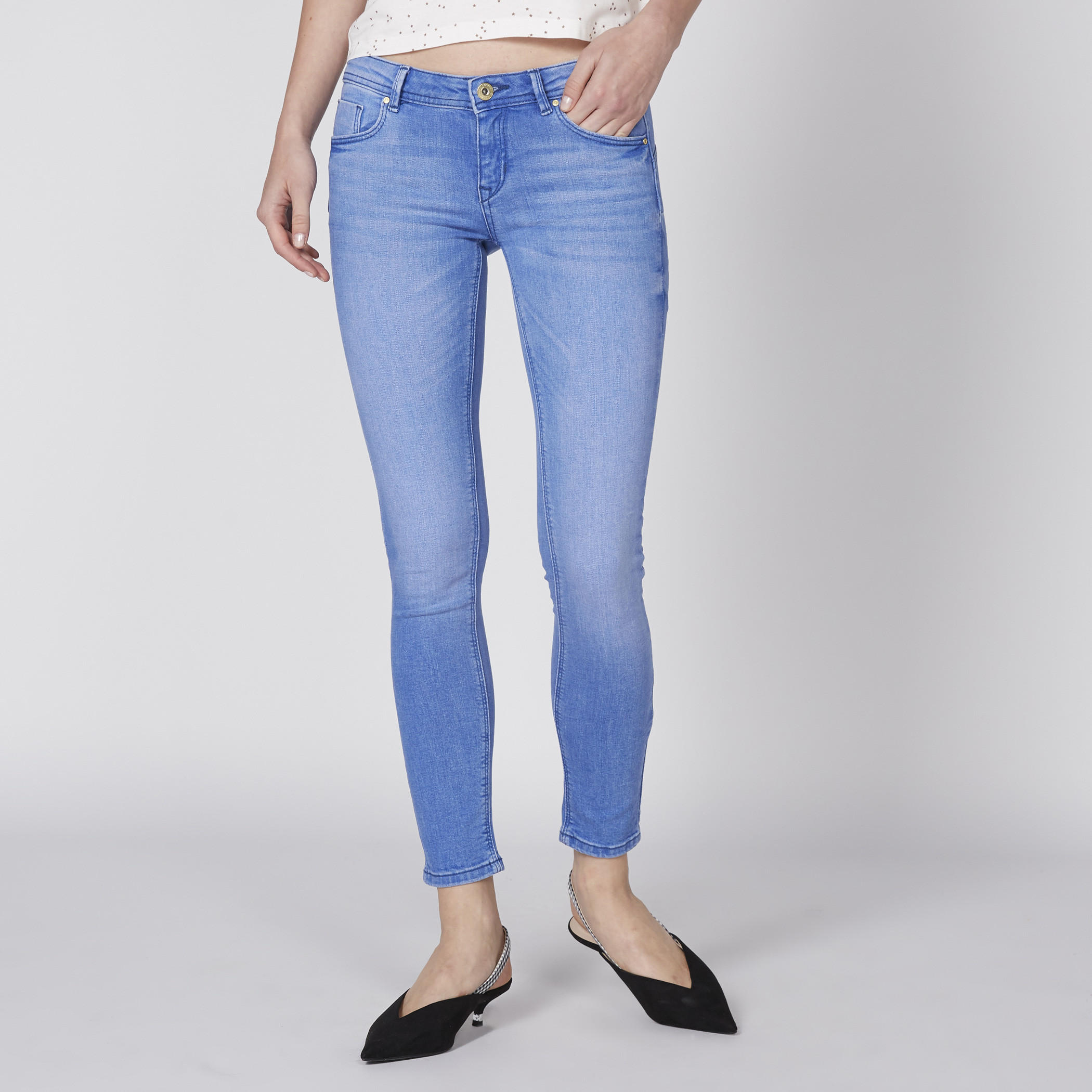 بنطال جينز طويل بزر إغلاق وجيوب من لي كوبر-women-clothing-bottoms-jeans-image-1