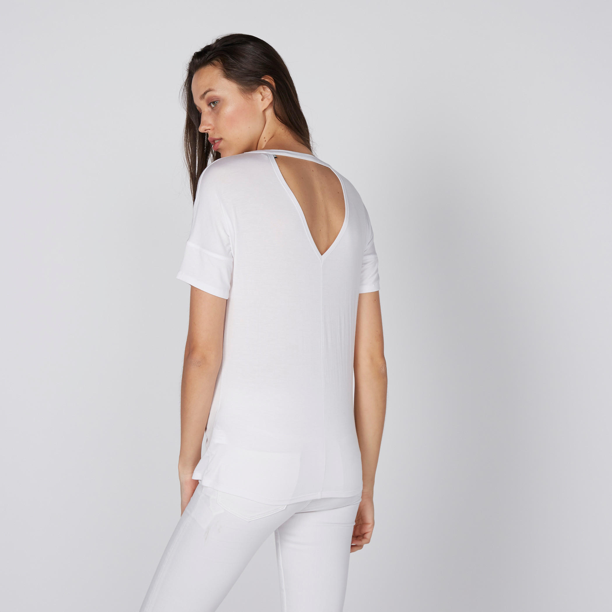 تيشيرت بأكمام قصيرة وطبعات من لي كوبر-women-clothing-tshirts-image-2