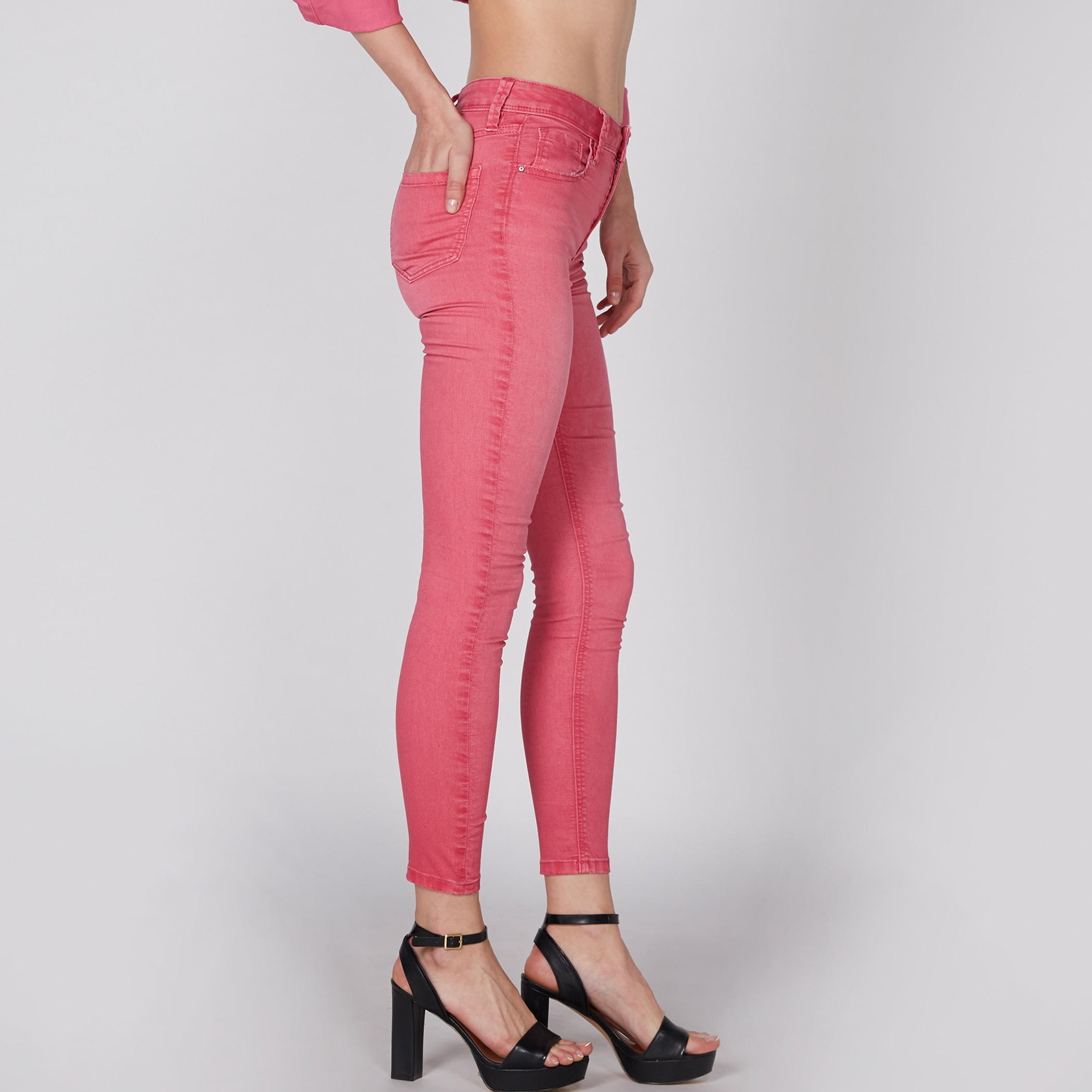 بنطال جينز طويل بجيب وزر إغلاق من لي كوبر-women-clothing-bottoms-jeans-image-3