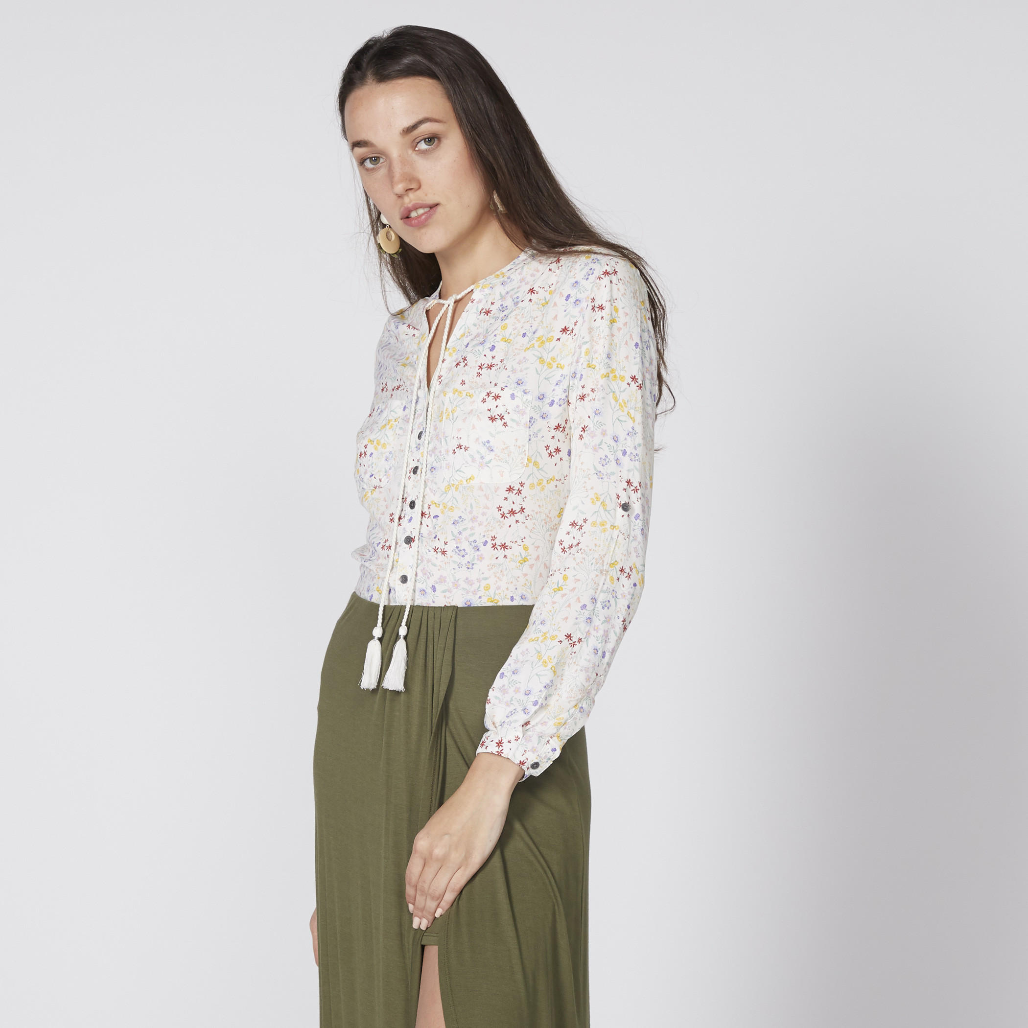 قميص بأكمام طويلة ورباط وطبعات من لي كوبر-women-clothing-shirtsandblouses-shirts-image-1