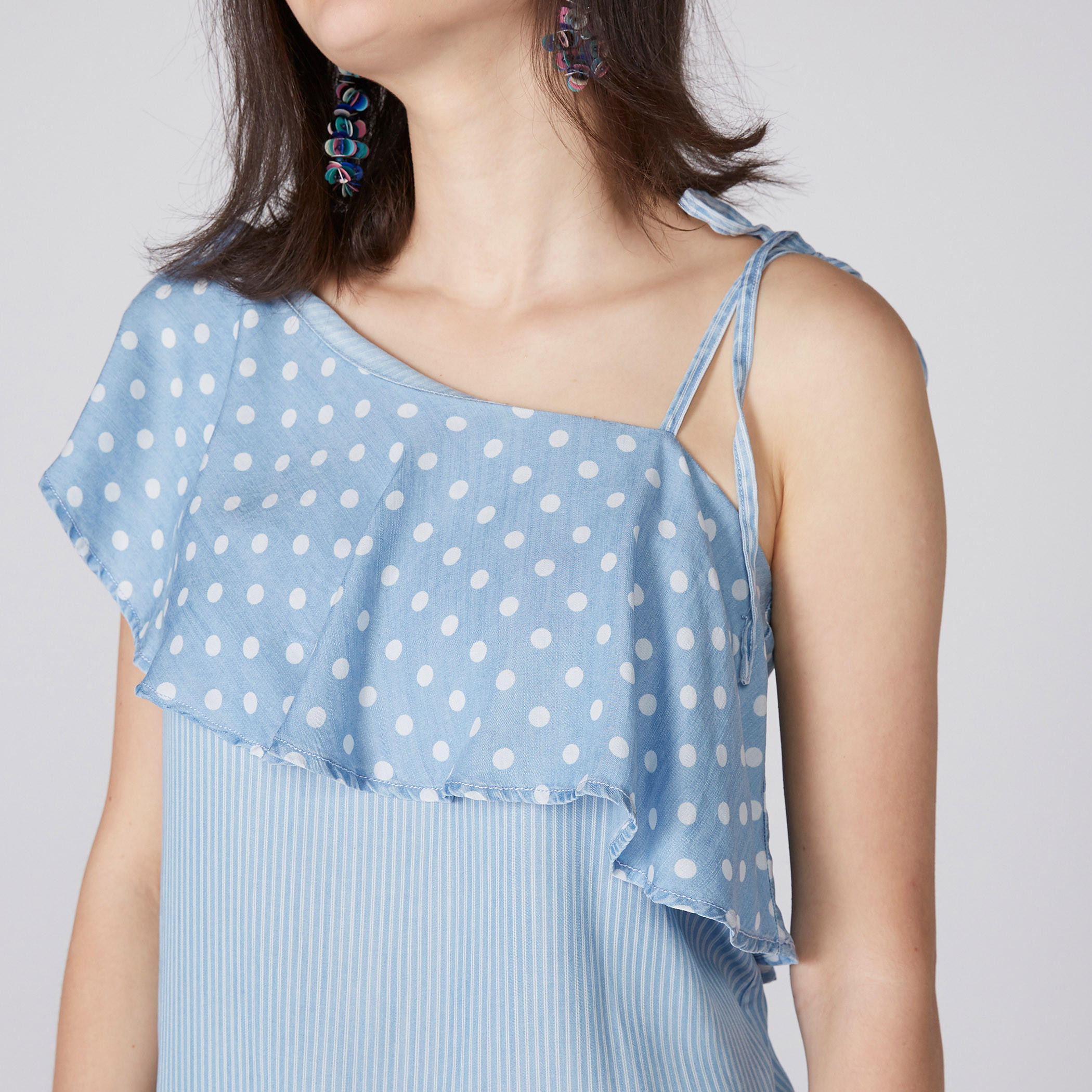 فستان ميدي بطبعات وتفاصيل كشكش ورباط من لي كوبر-women-clothing-dresses-image-4