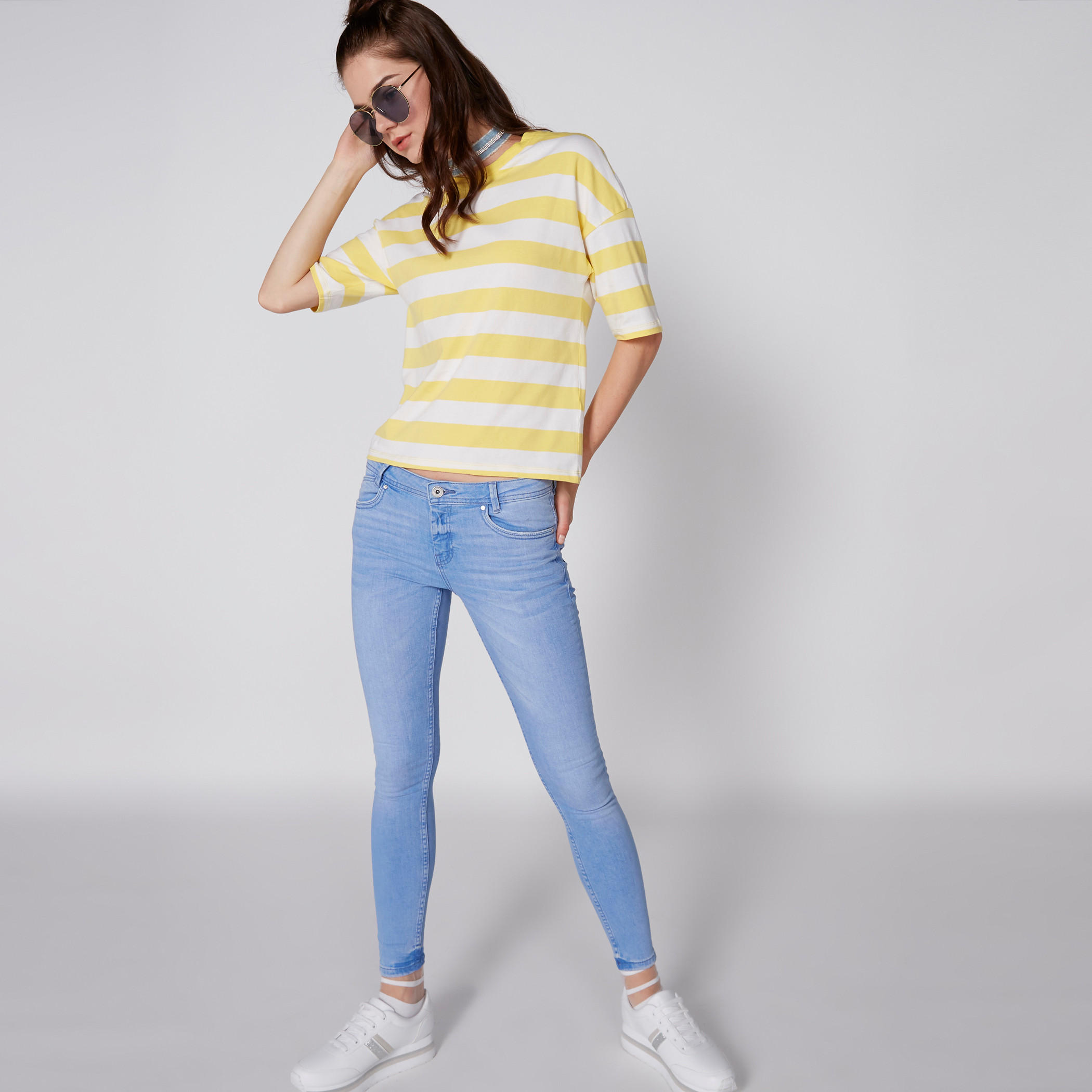 بنطال جينز طويل بزر إغلاق وجيوب من لي كوبر-women-clothing-bottoms-jeans-image-3