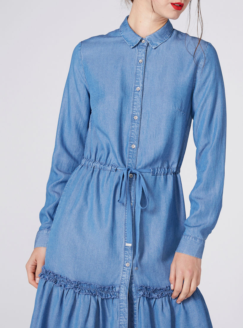 فستان قميص من الدينم بأكمام طويلة ورباط من لي كوبر-women-clothing-dresses-image-4