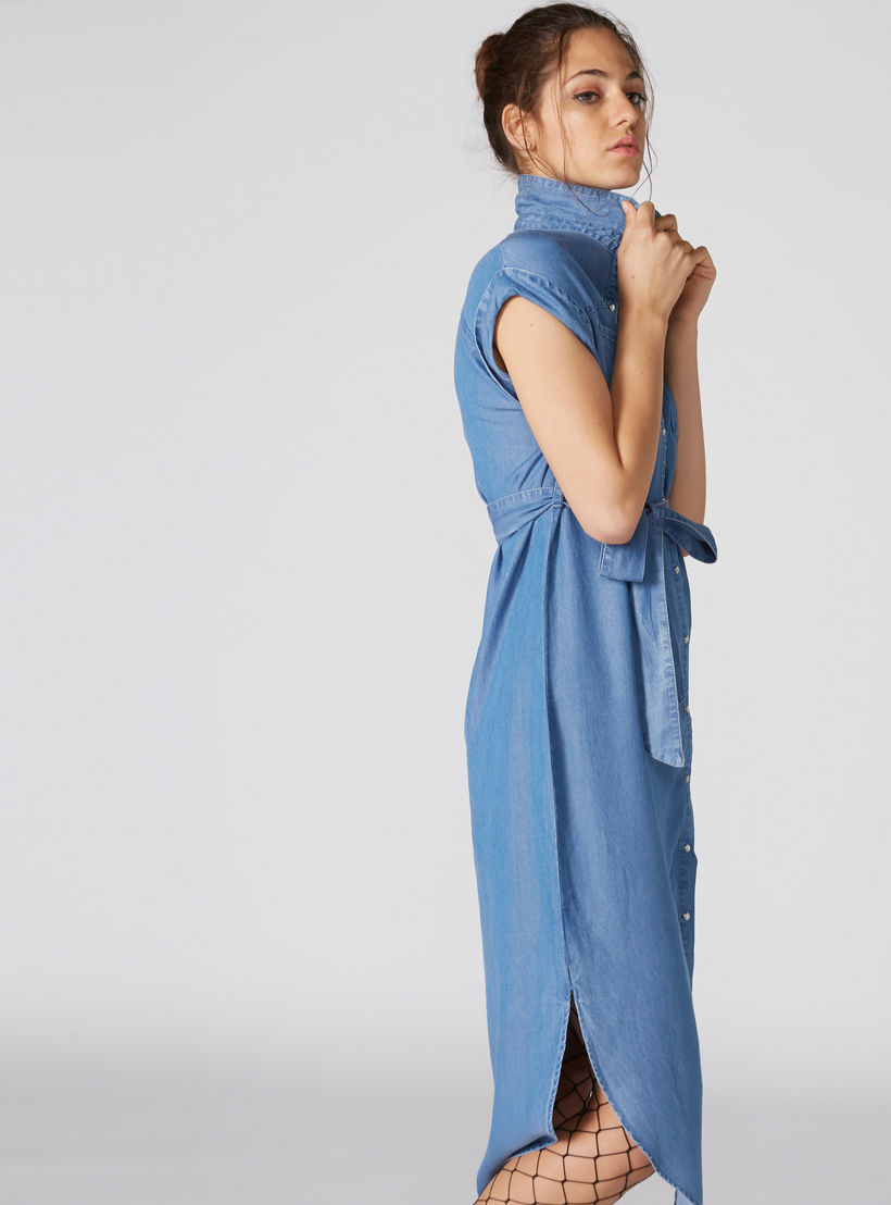فستان متوسط الطول بأكمام متصلة وأزرار من لي كوبر-women-clothing-dresses-image-4