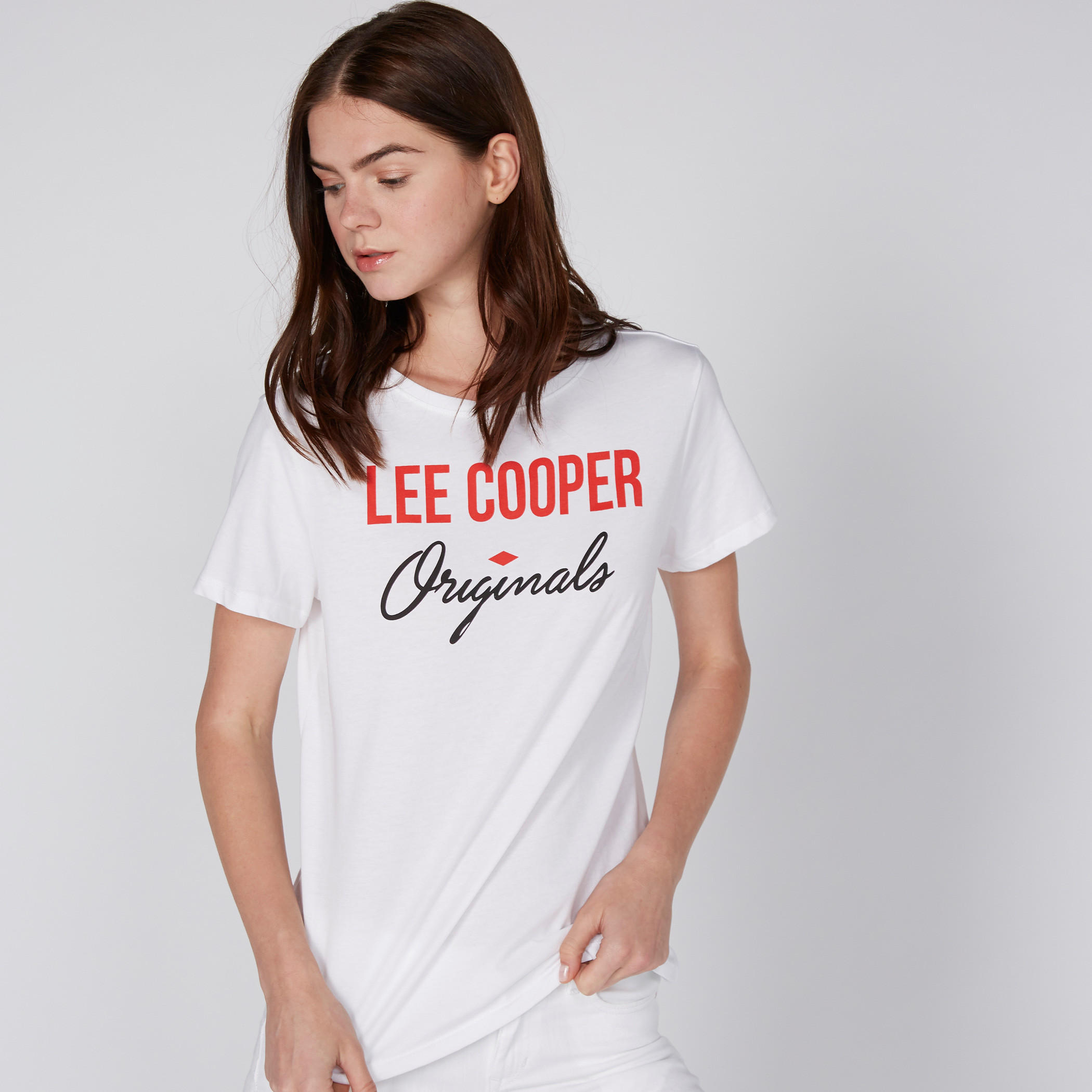 تيشيرت بياقة مستديرة وأكمام قصيرة وطبعات من لي كوبر-women-clothing-tshirts-image-2