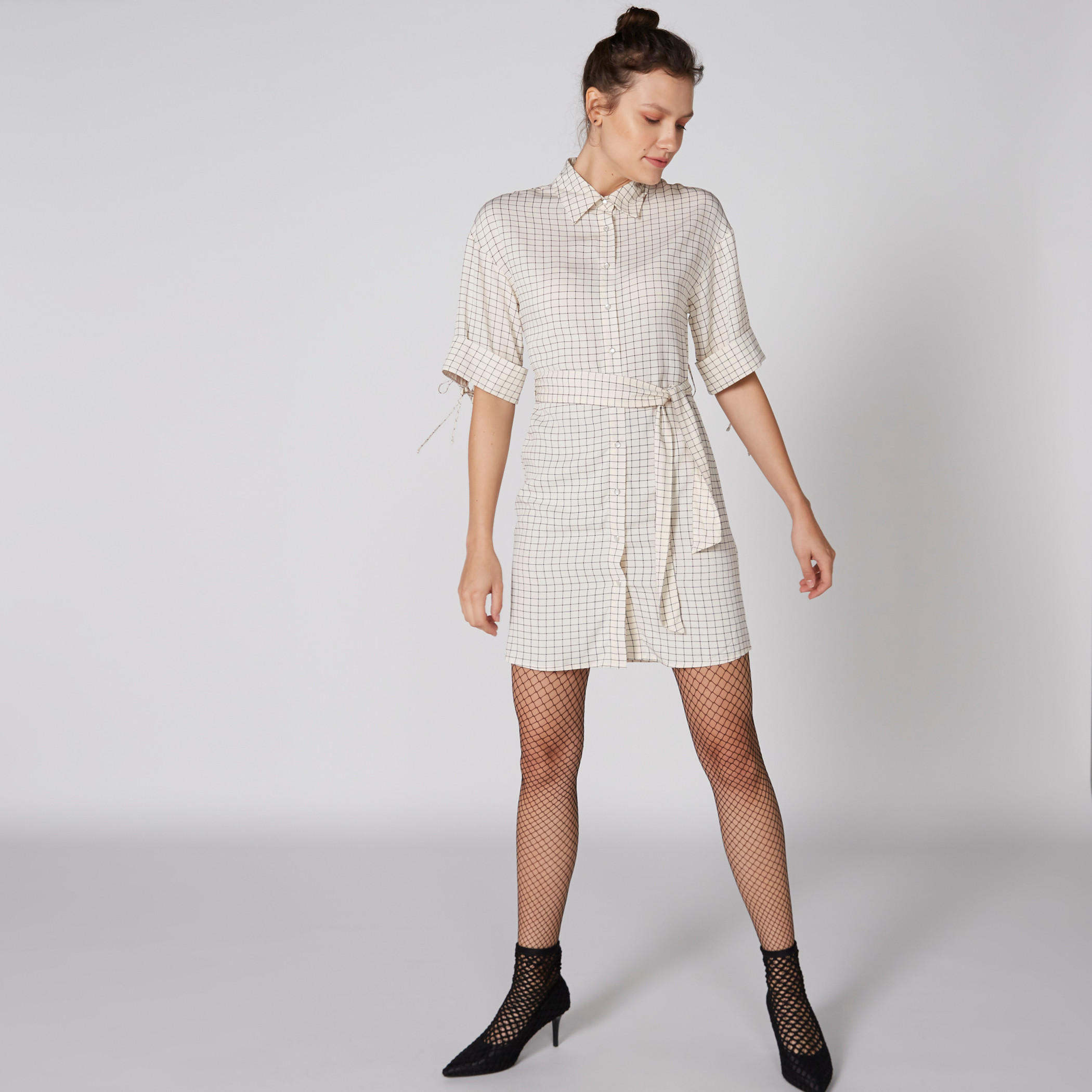فستان قميص كاروهات بأكمام 3/4 وأزرار-women-clothing-dresses-image-3