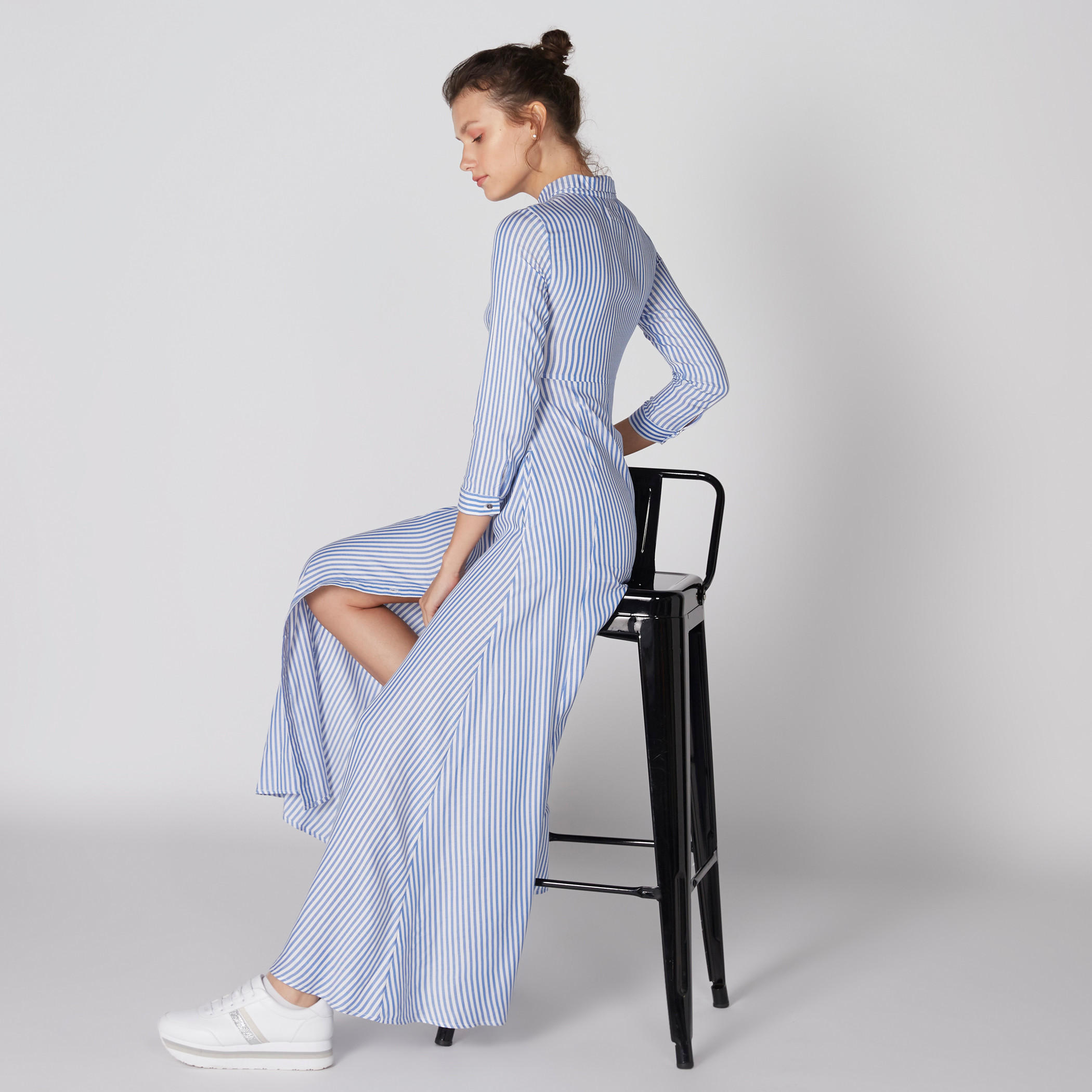 فستان ماكسي مقلم بأكمام طويلة وأزرار-women-clothing-dresses-image-3