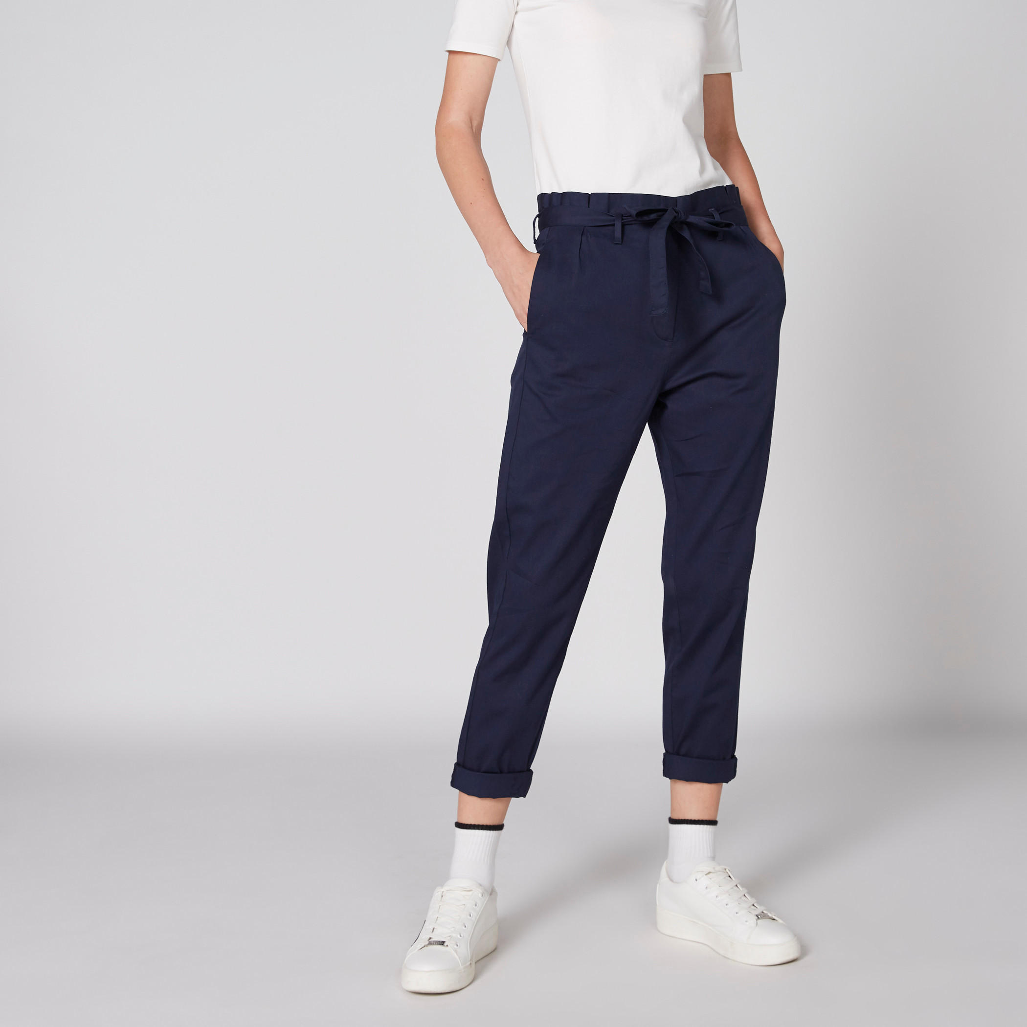 بنطال طويل برباط وجيوب-women-clothing-bottoms-trousers-image-1