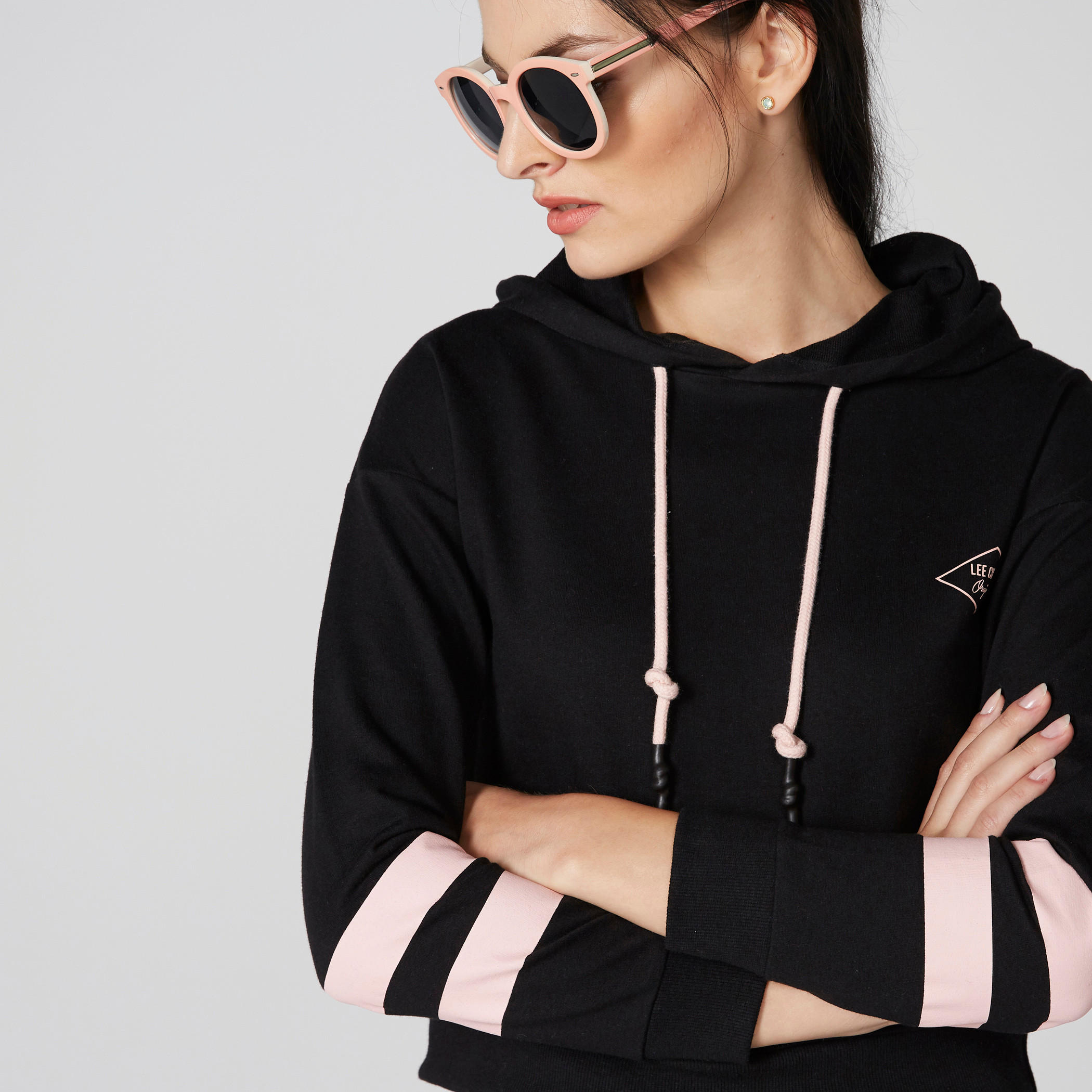 Printed Sweatshirt with Long Sleeves and Hood-women-winterwear-hoodiesandsweatshirts-hoodies-image-4